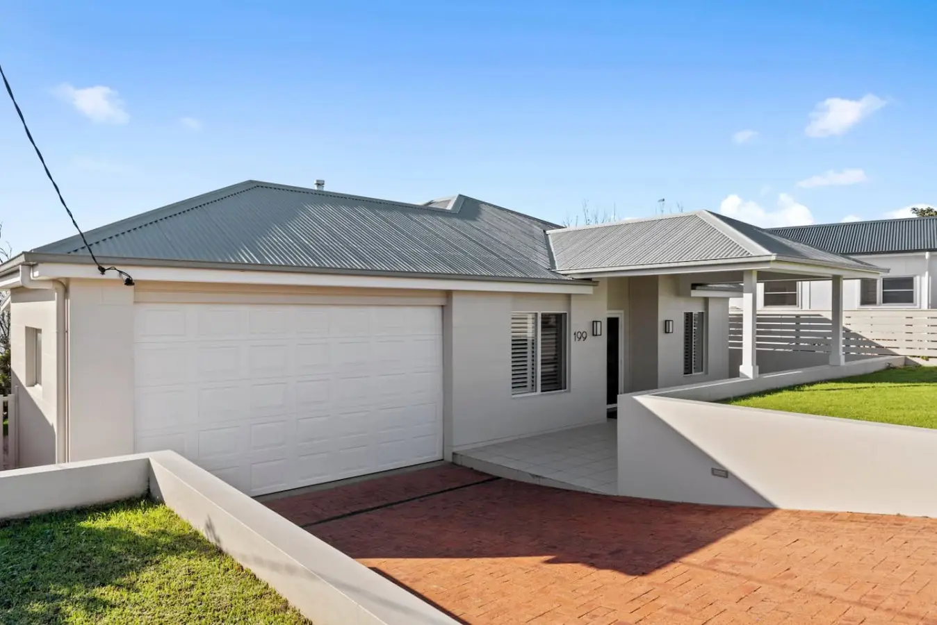 The Lighthouse – 4BR Beach House, Sleeps 10, Mollymook (Monthly Stays) - Image 34