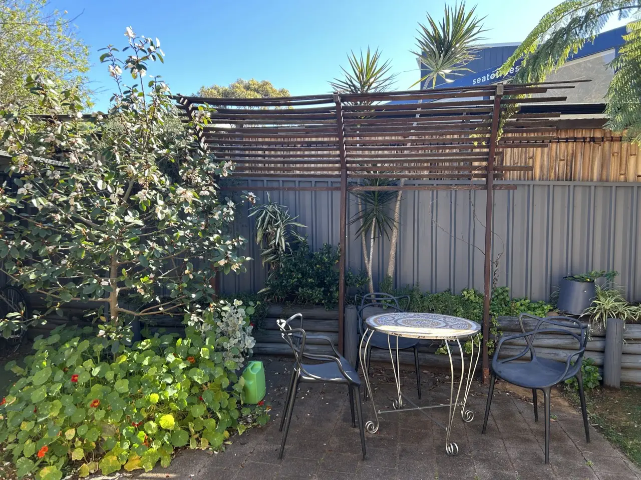 1BR Tighes Hill Retreat - Image 2