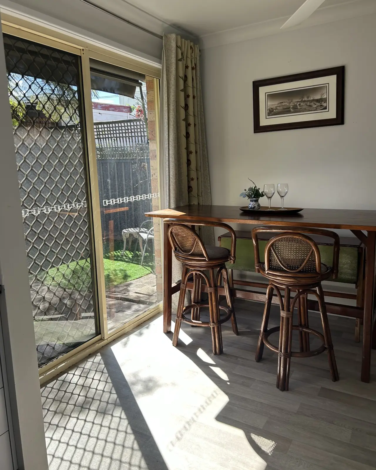 1BR Tighes Hill Retreat - Image 7