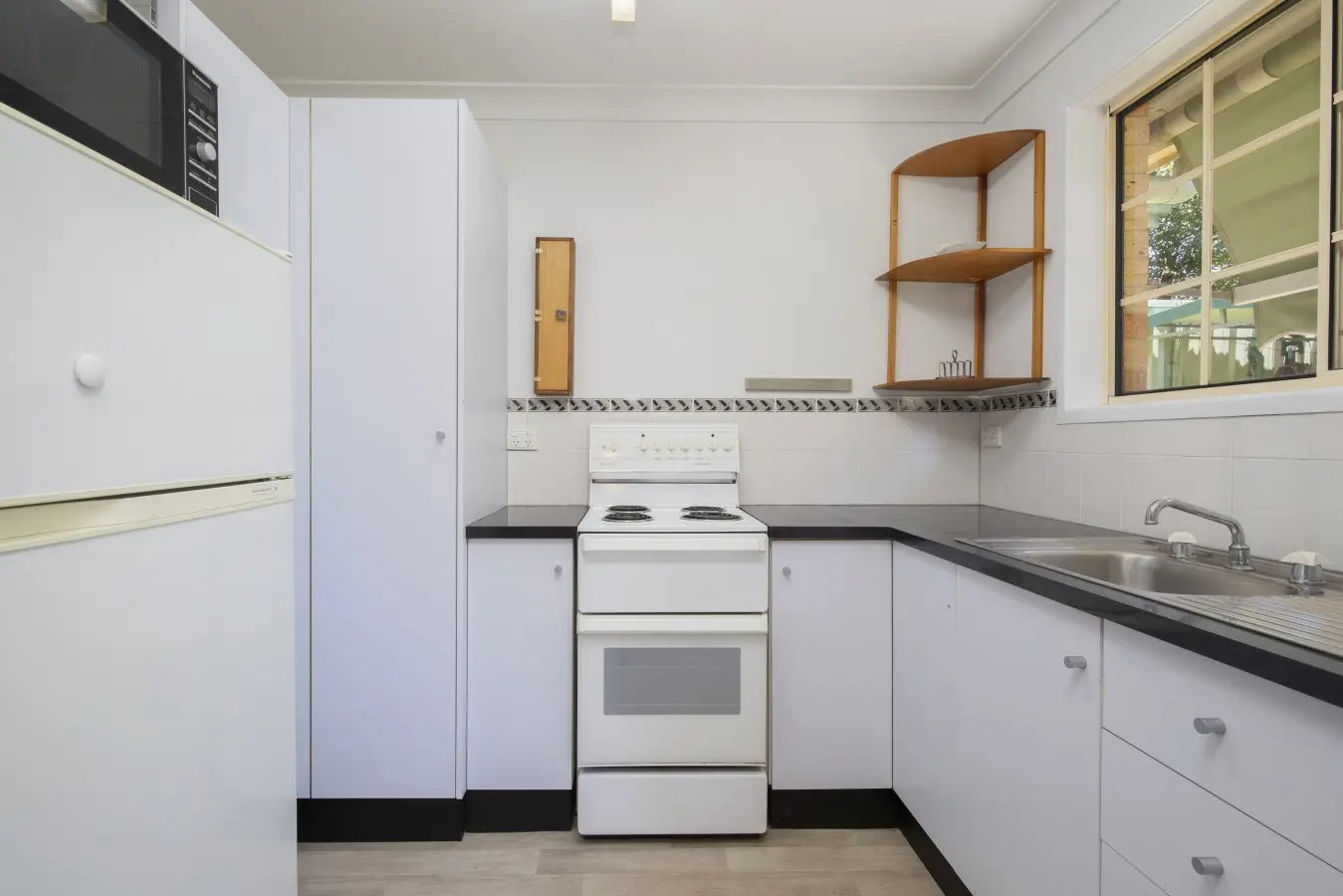 1BR Tighes Hill Retreat - Image 10