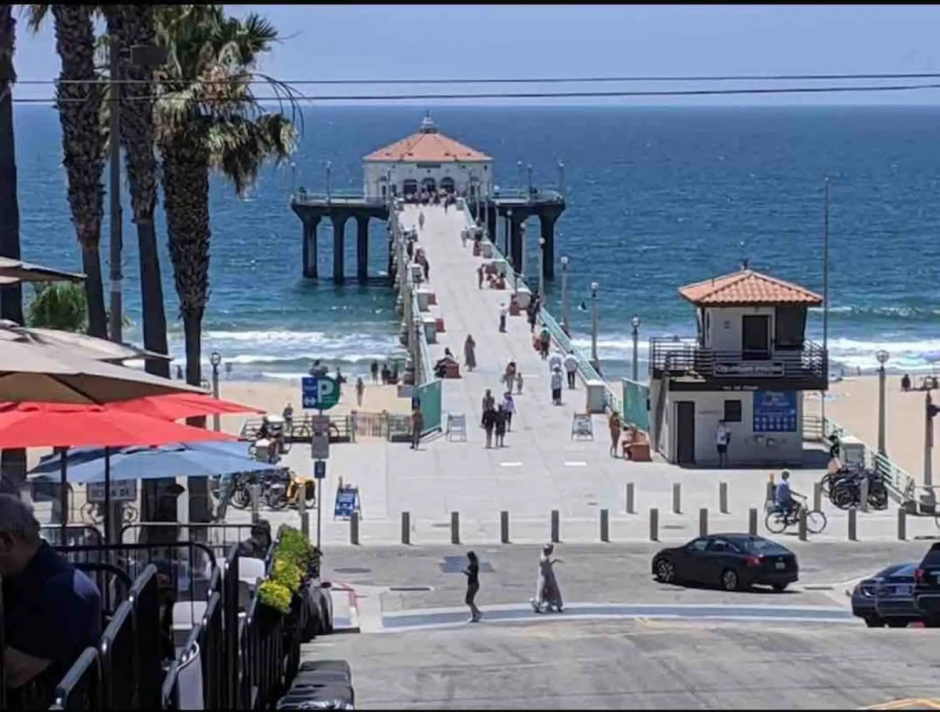 This home is 1.3 miles to beach!