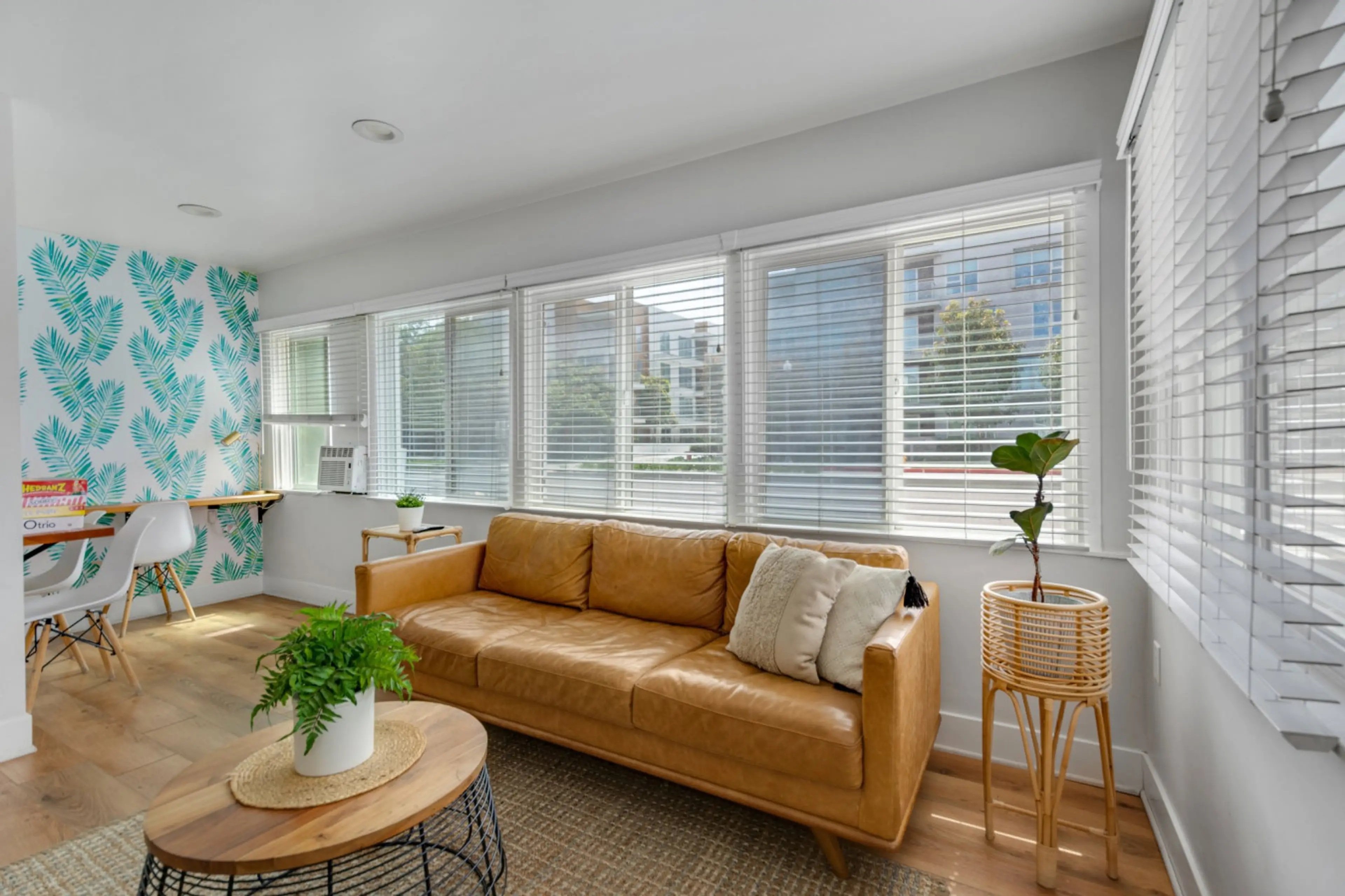 Open living space with lots of window to let in the ocean breeze!