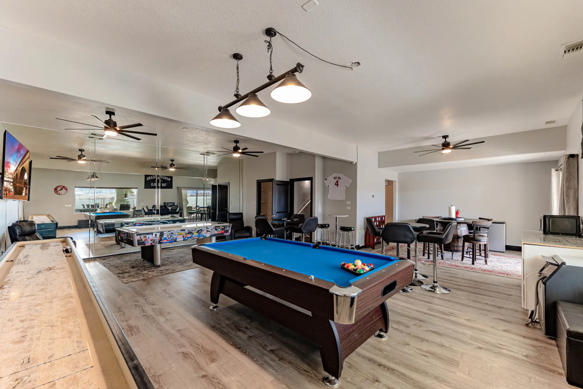 Entertainment room with pool table and lounge.cozy living space with great views.