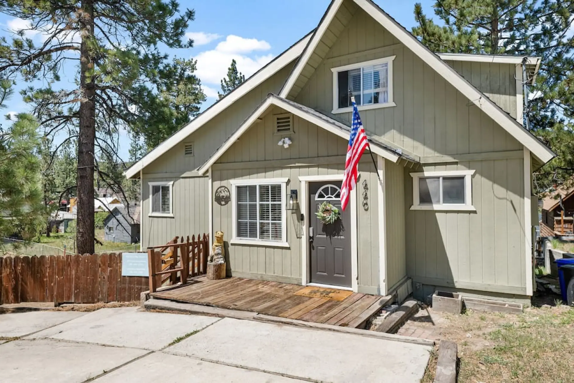 Drive up to our cheery home and get ready to relax and unwind before your adventures begin!
