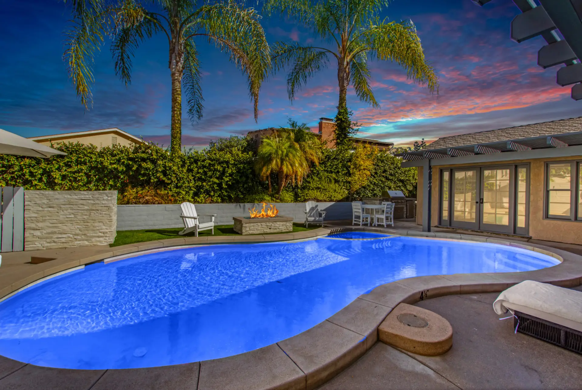 Enjoy a relaxing evening by the pool under the stars.