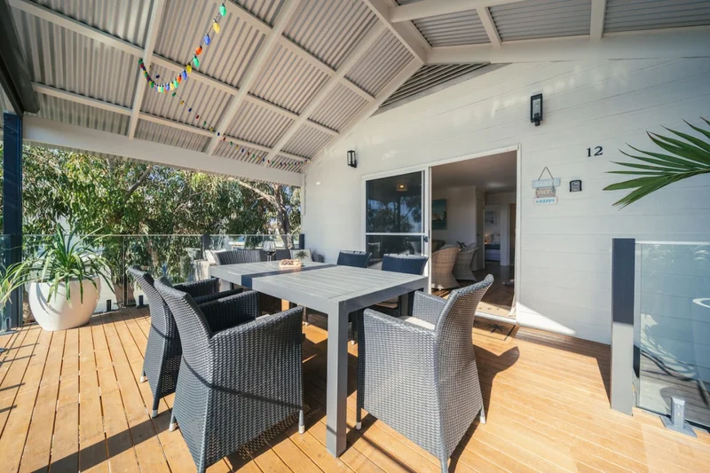 Beach View Bliss - Image 15