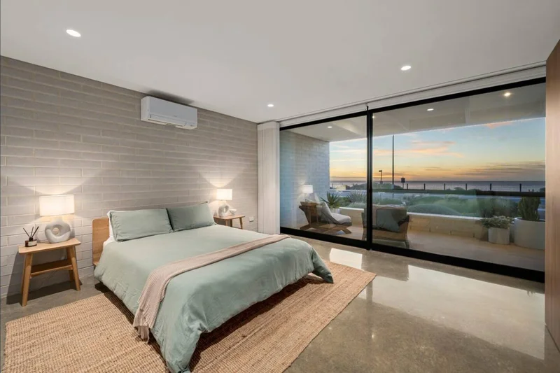 Reef House - Image 32