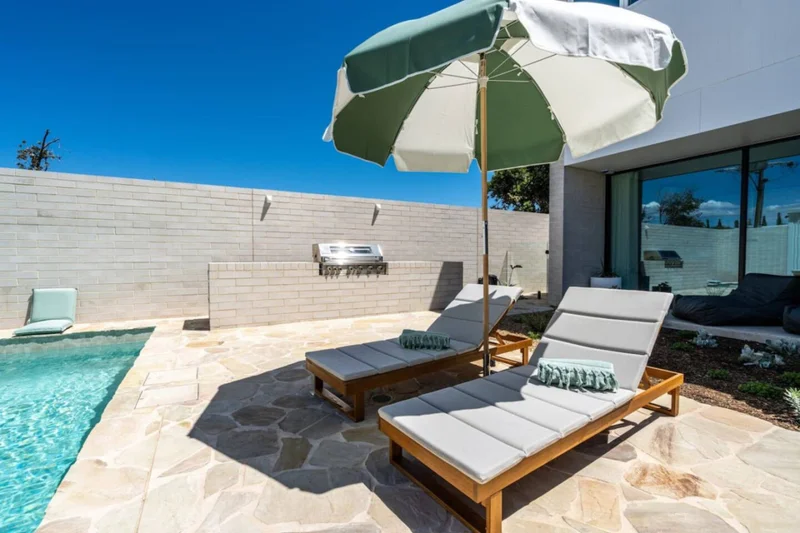 Reef House - Image 16
