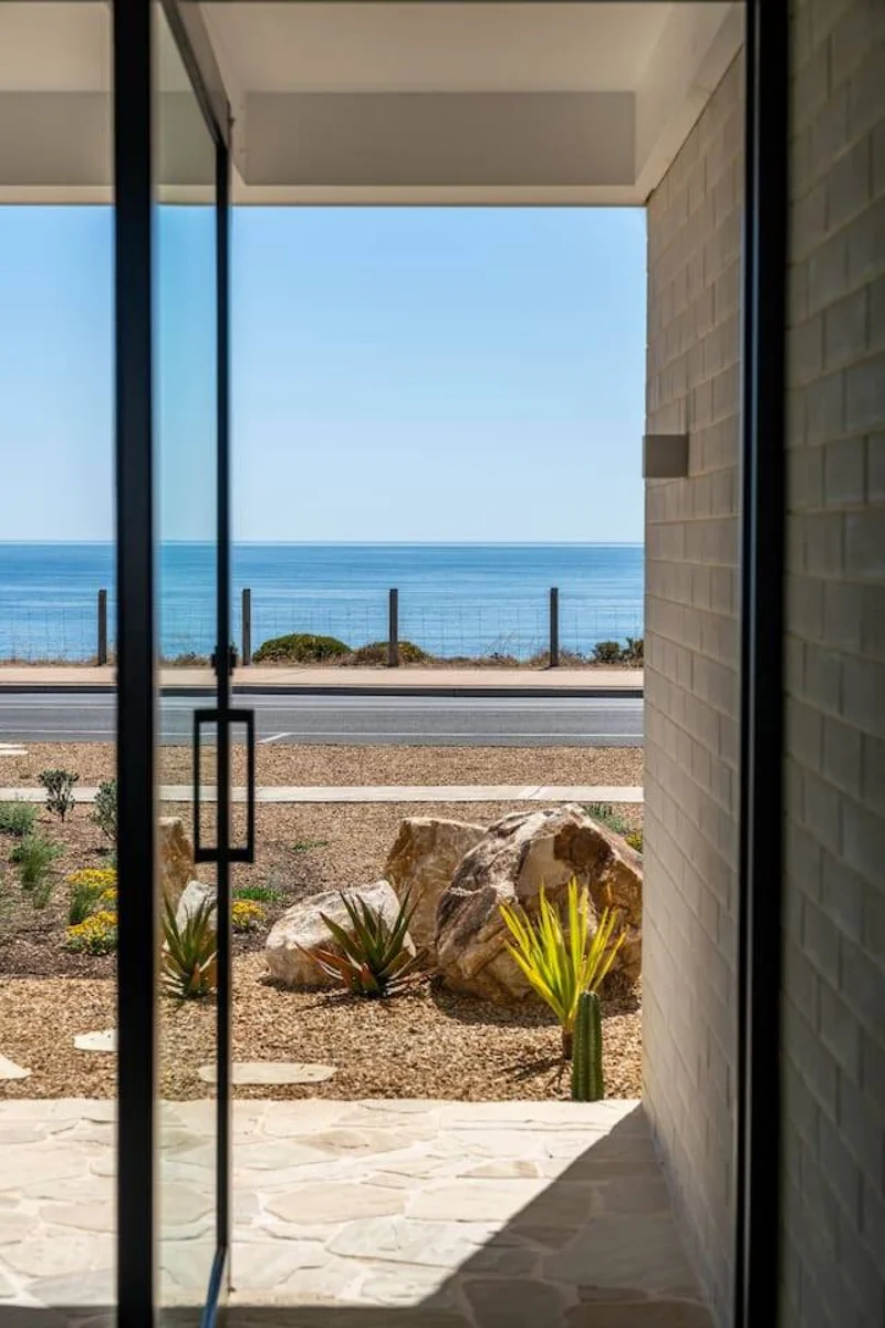 Reef House - Image 18