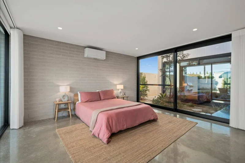 Reef House - Image 34