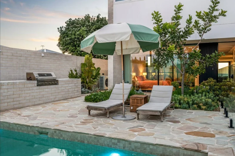Reef House - Image 37