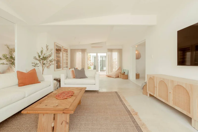 The Tree House - Image 52
