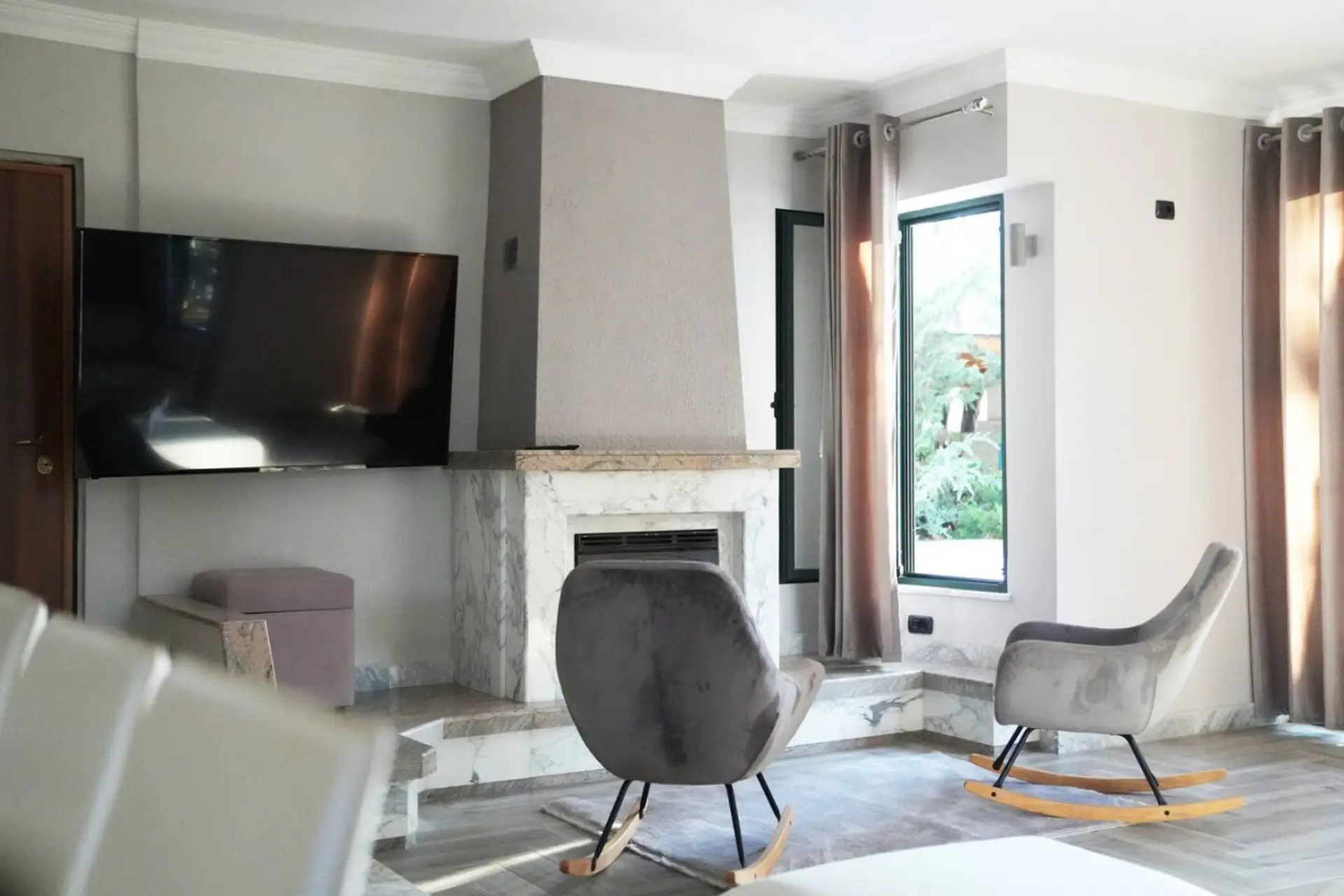 Living room (Ground floor)