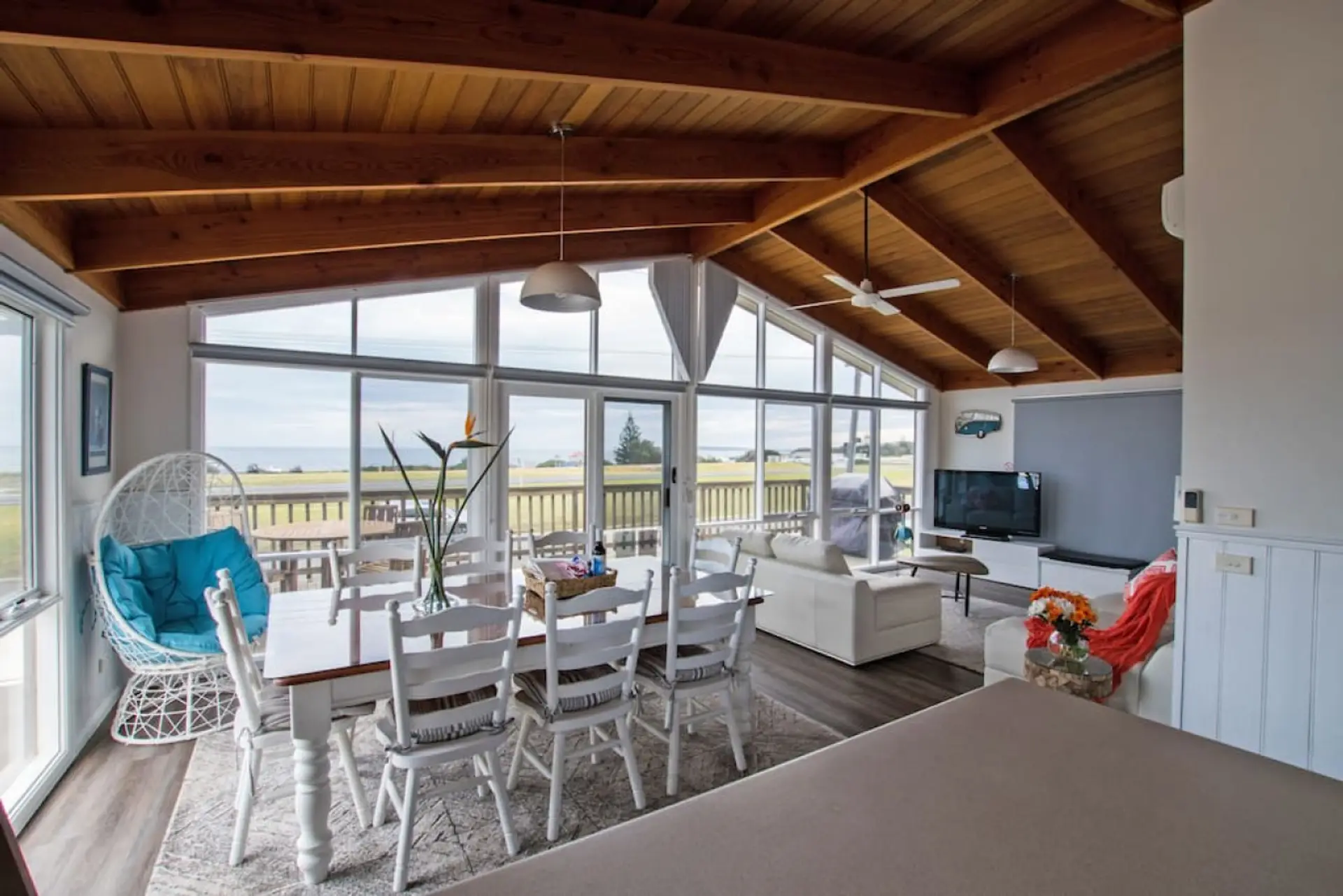 Killy Views 180 degree Ocean Views, cathedral ceilings