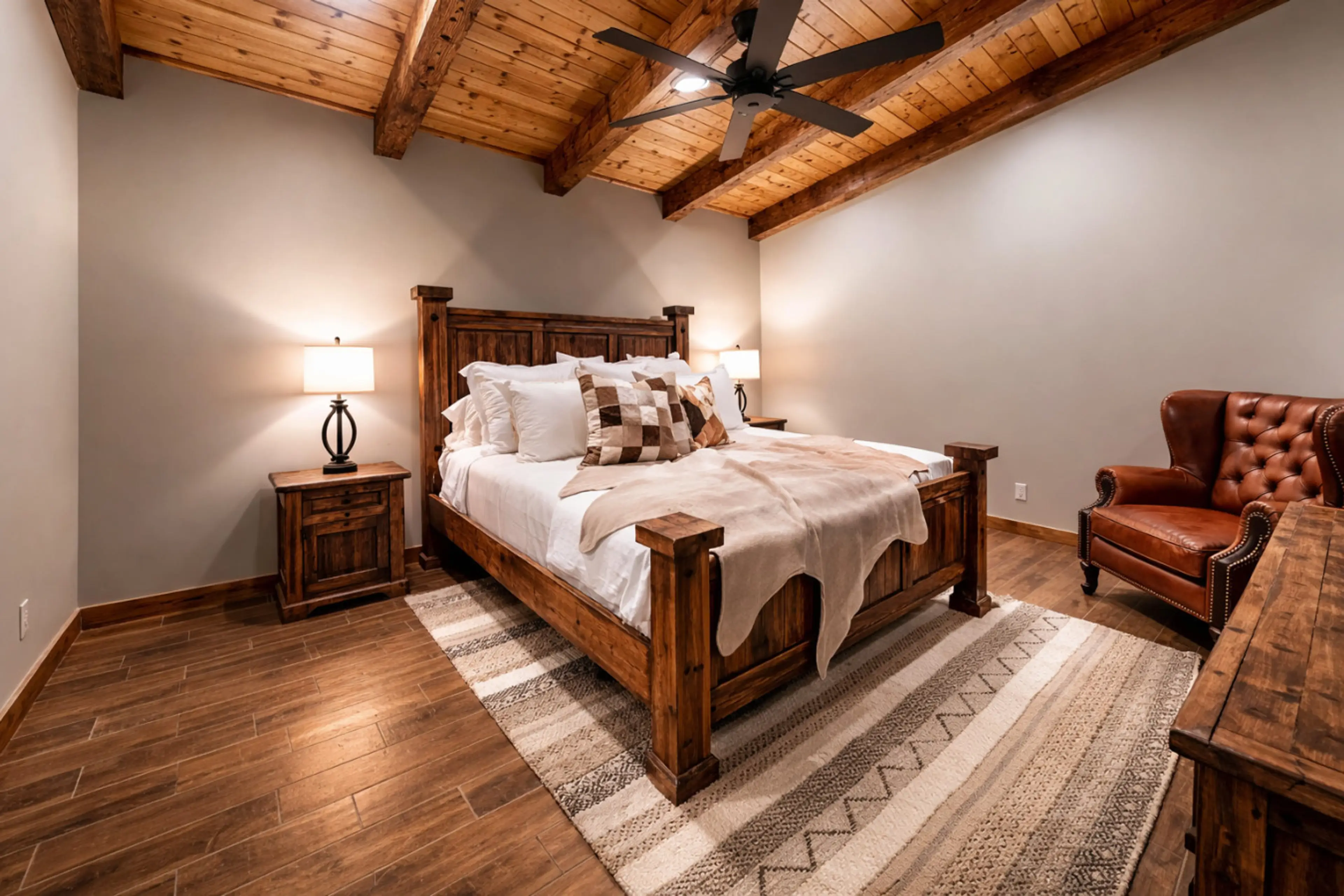 Bedroom 1: King Bed with ensuite Bathroom