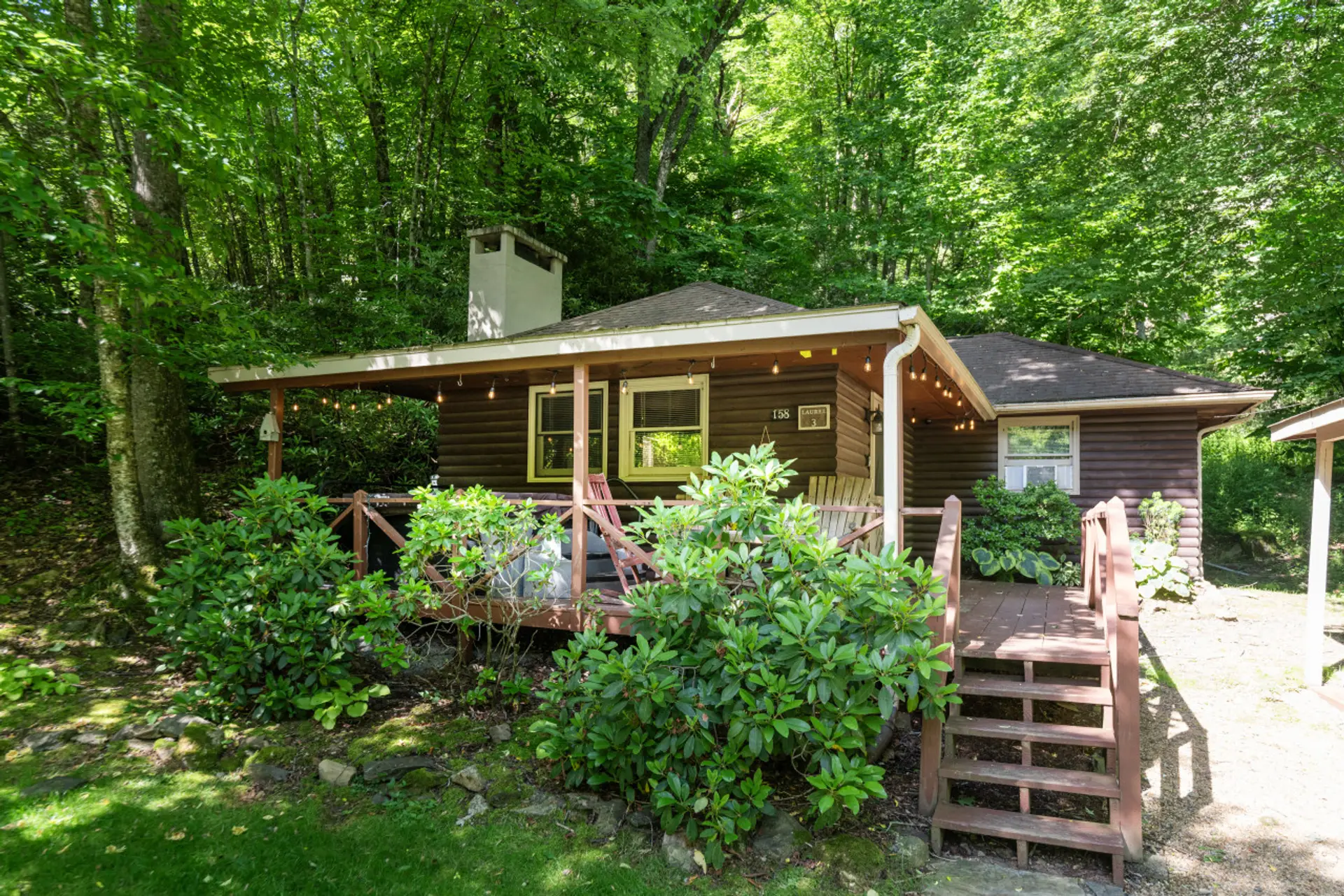 Laurel Cabin