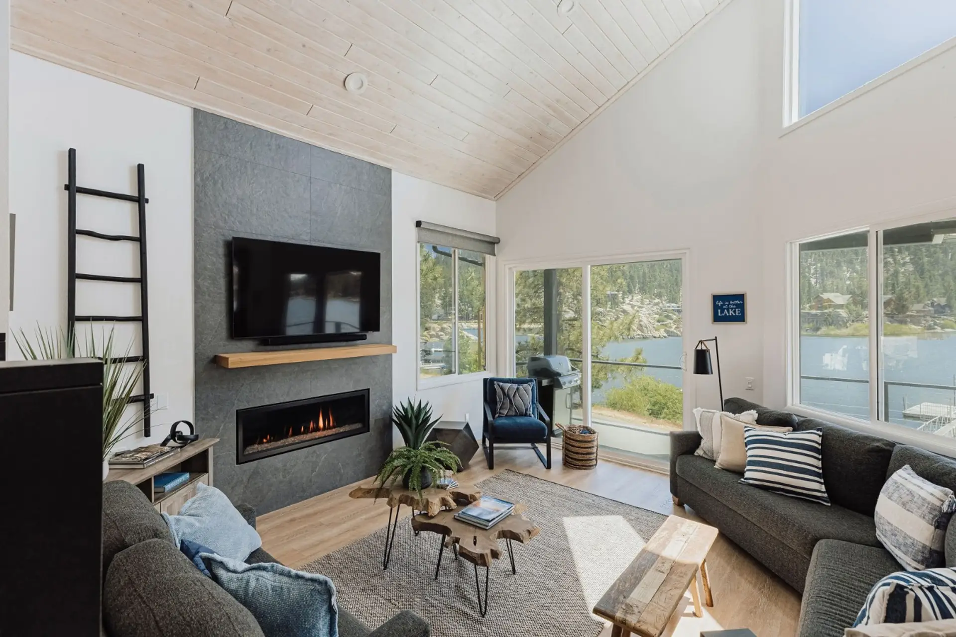 The room where your favorite vacation memories begin
