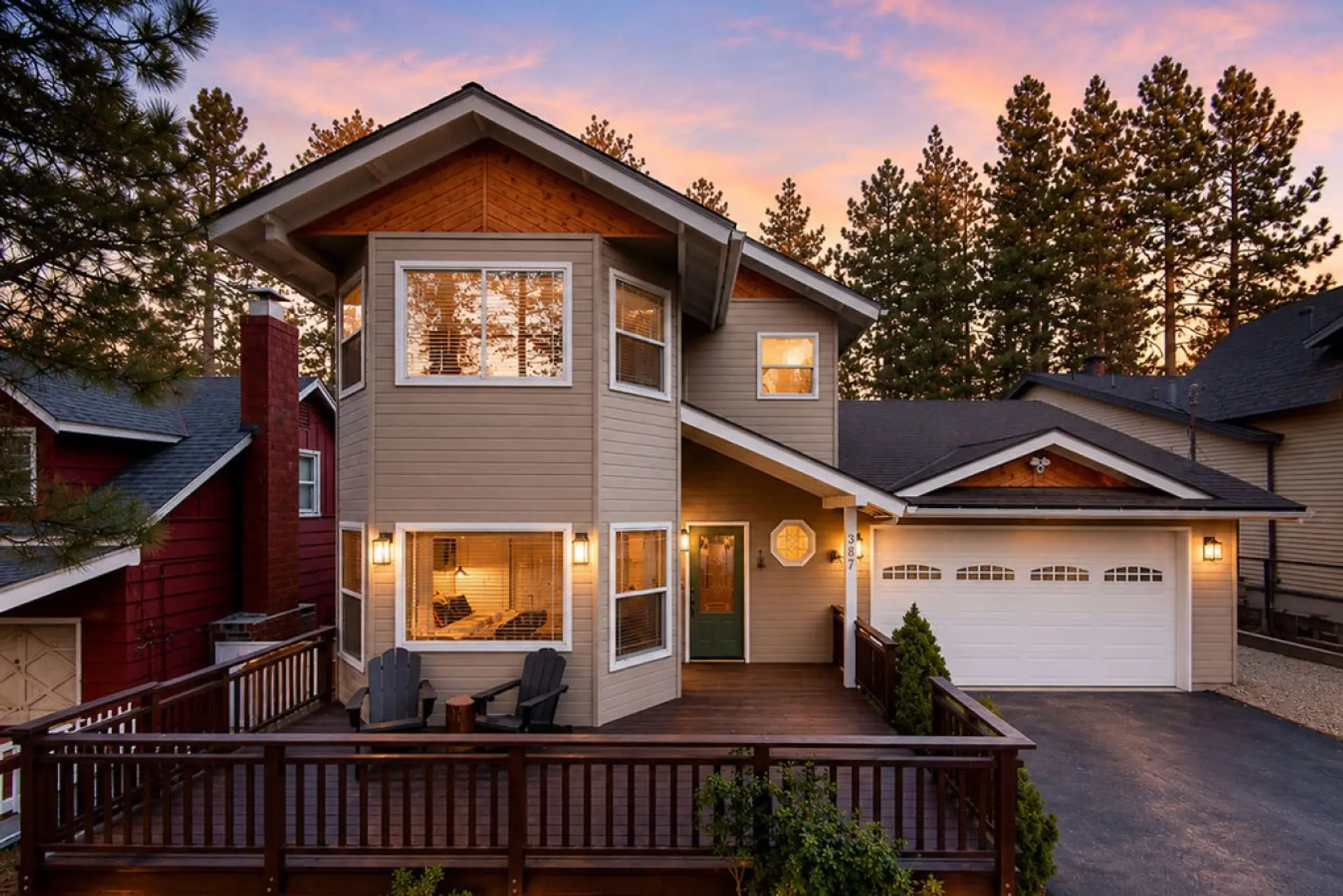 Wrenwood Terrace Exterior at dusk