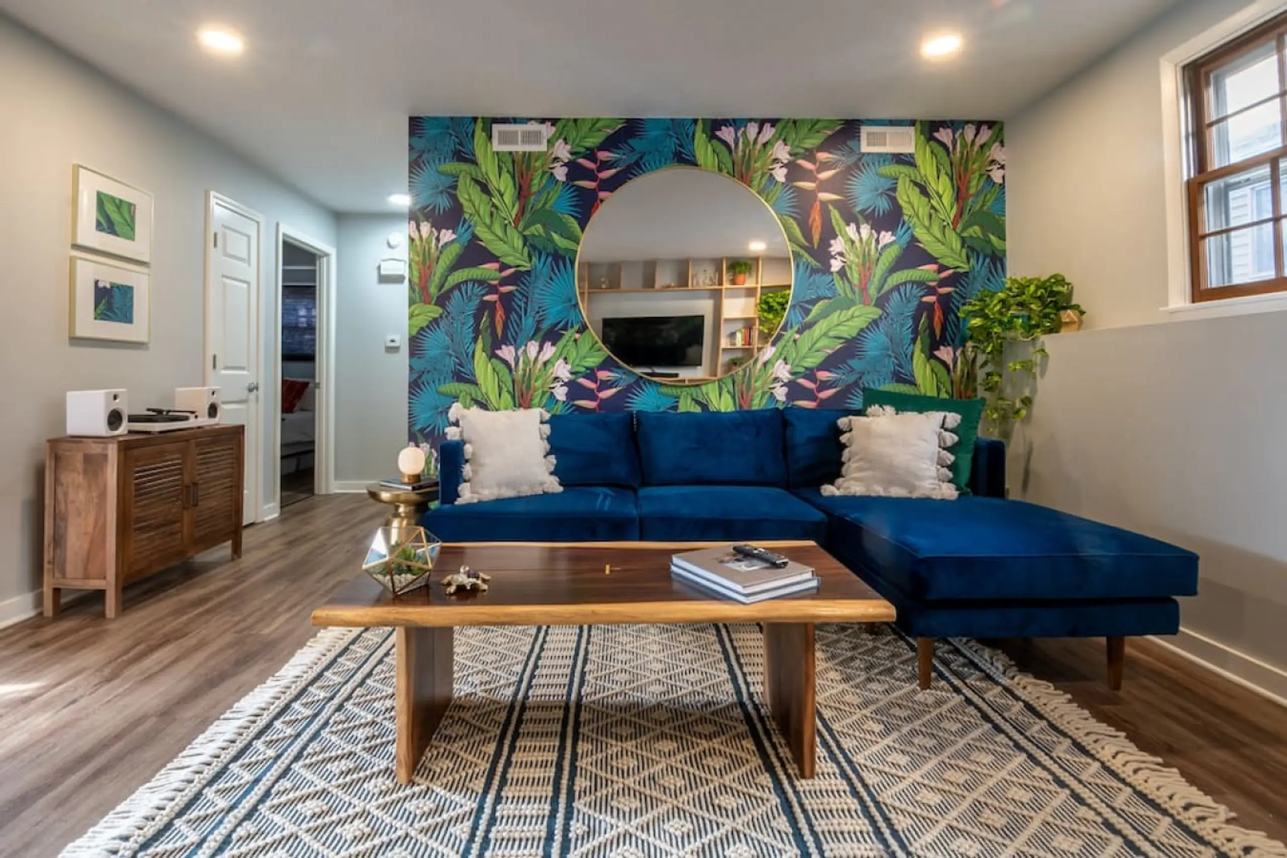 [1] Sugar Skull Retreat - Premium short term rental in Lawrence