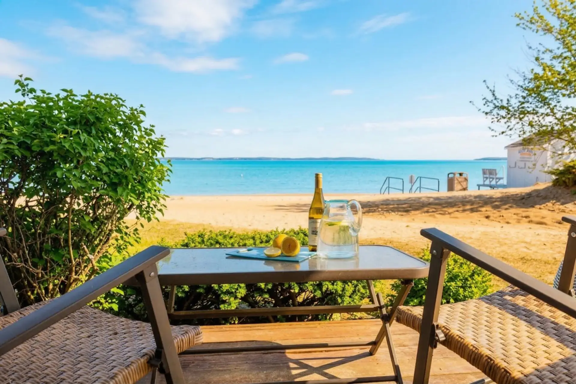 Unwind with a glass of wine on the deck while taking in the stunning, unobstructed views of the shoreline. 🍷🌅