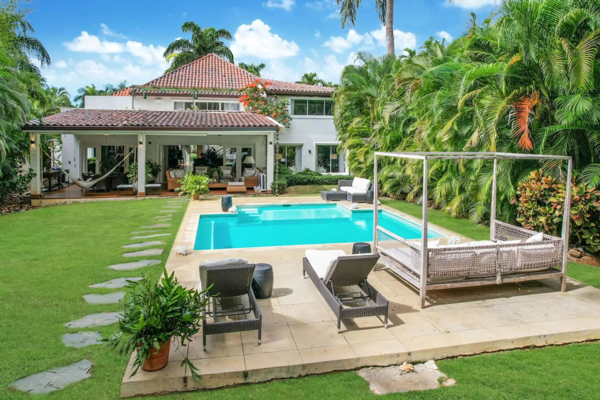 Villa Caralva 172: Tranquil villa w/ pool, lush garden, housekeeper, and golf cart