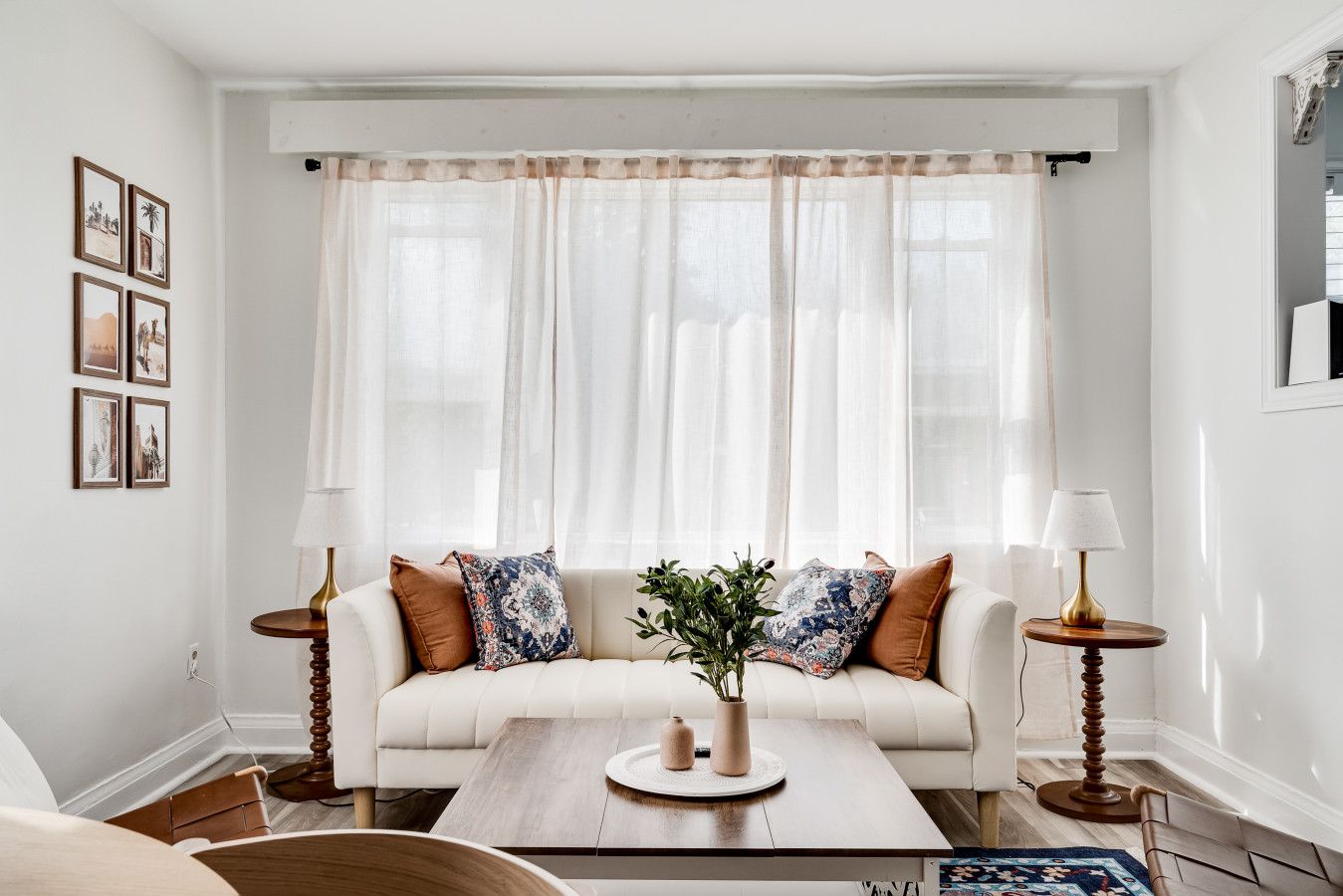 Cozy 2BR Retreat — Walk to Downtown — Kingston