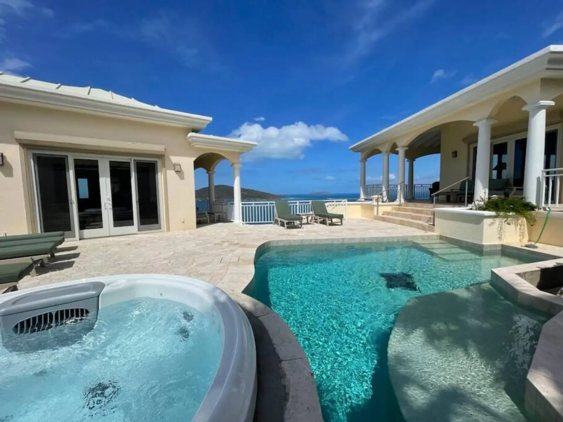 Spa & Pool Area
