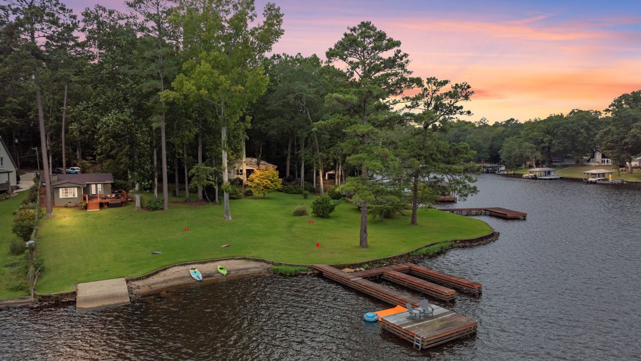 Pet Friendly|Fenced Yard|Dock|Beach|Private Boat Ramp