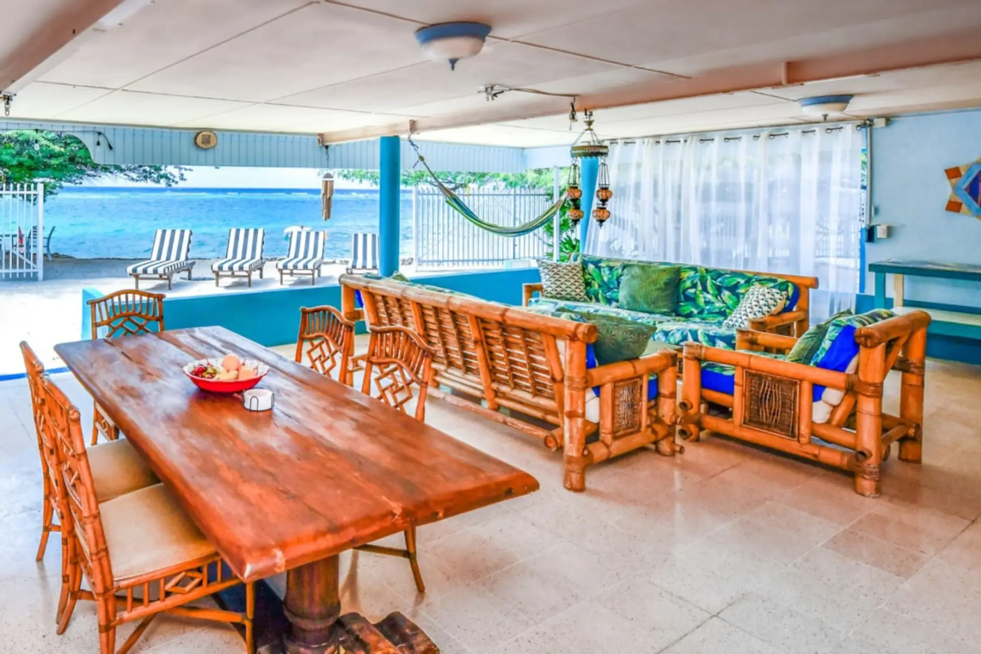 Private patio right in front of the ocean
