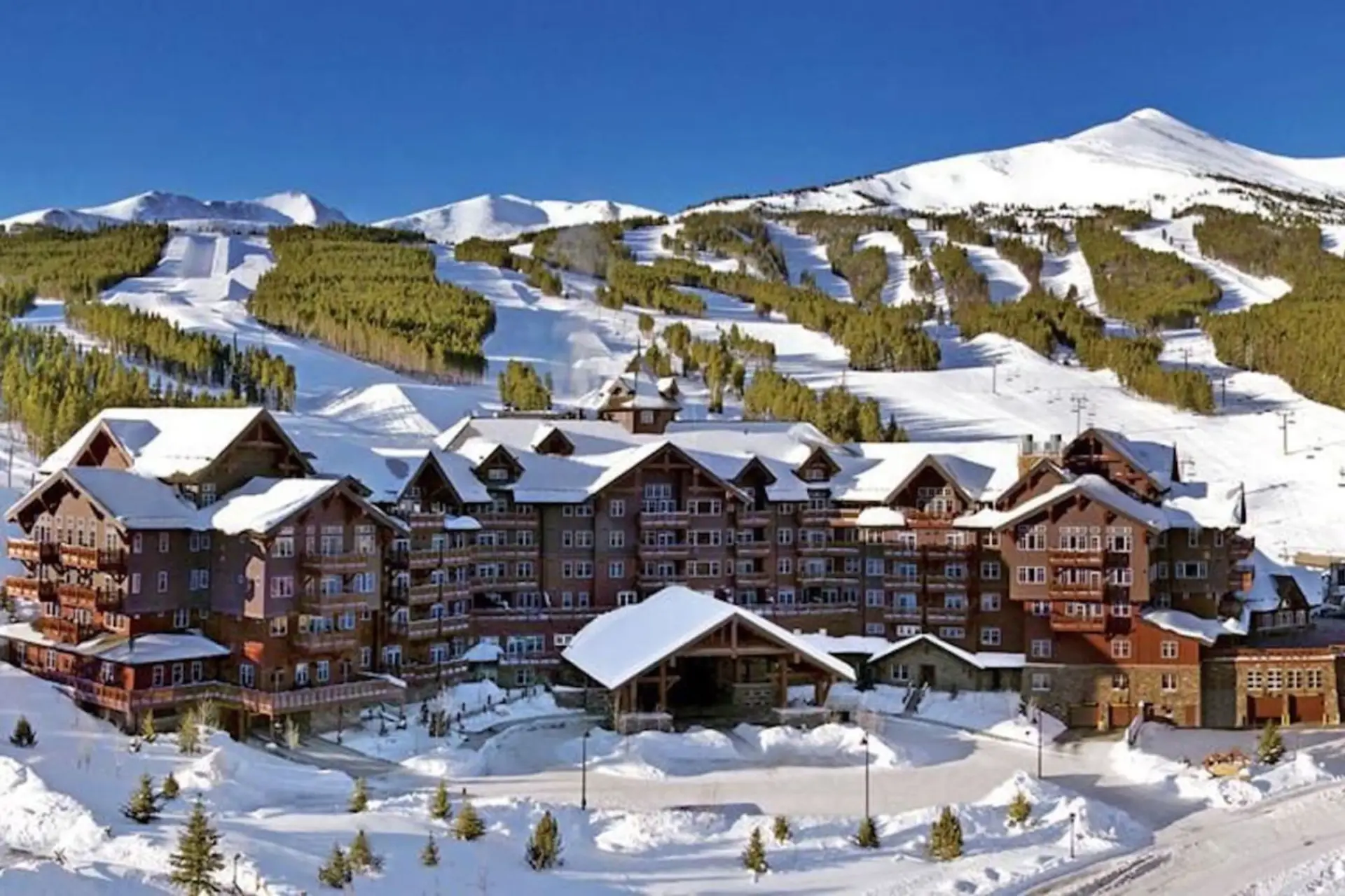 Welcome to One Ski Hill Place This beautiful property is managed by 5 Diamond Lodging
