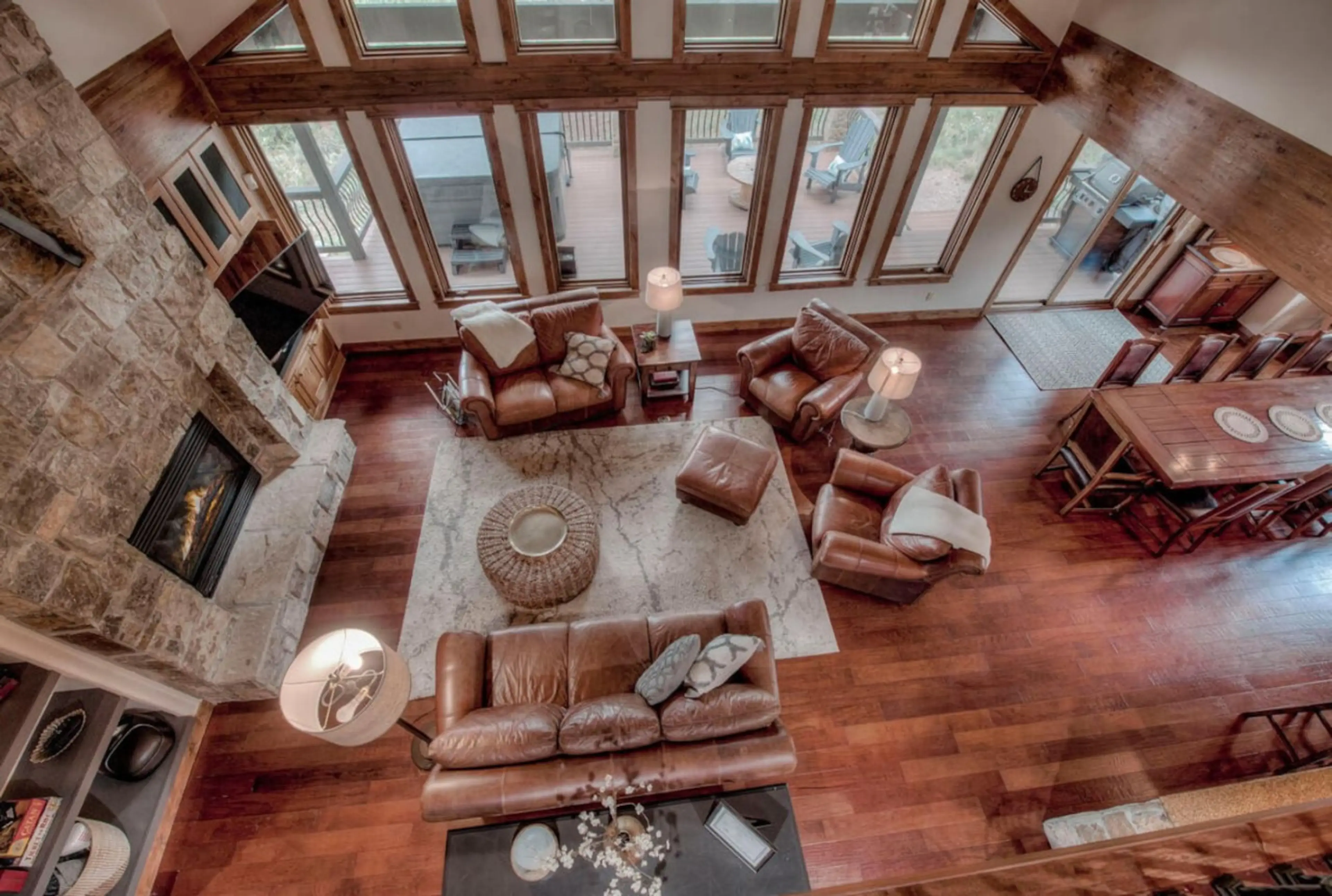 Welcome to Eagle`s Nest A beautiful luxury home in the heart of the Rocky Mountains.