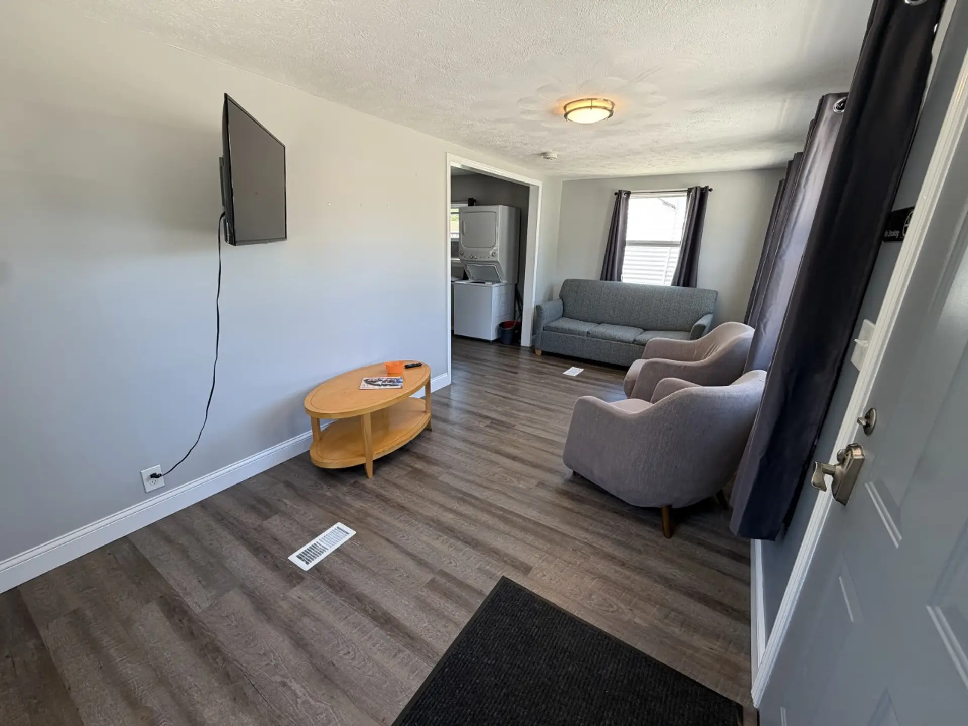 Living Room W/Sleeper Sofa