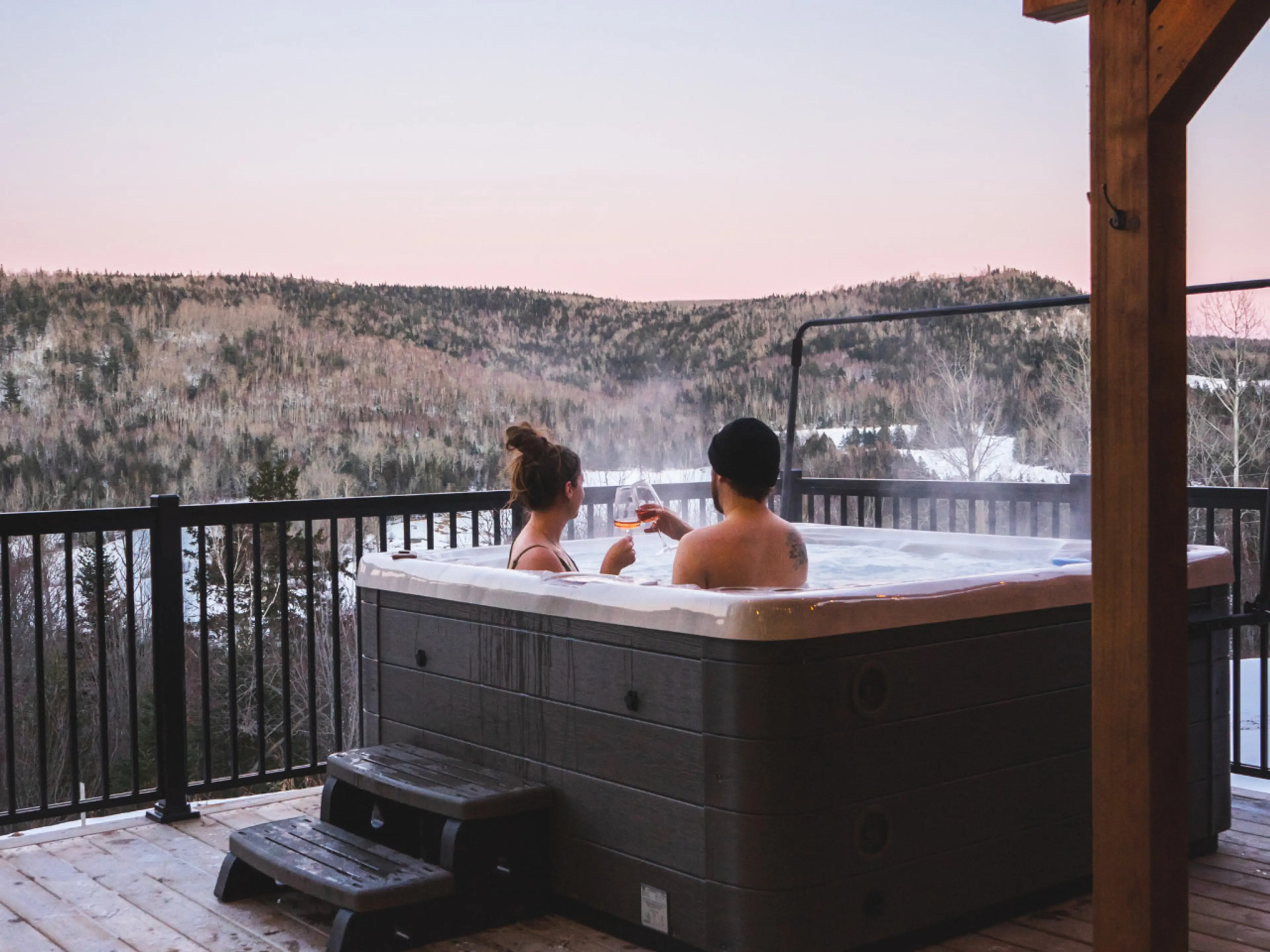 Luxury Cabin Getaway in Waterford, NB – Soak in your private hot tub and unwind at STOKE Resorts, minutes from Sussex & Poley Mountain.