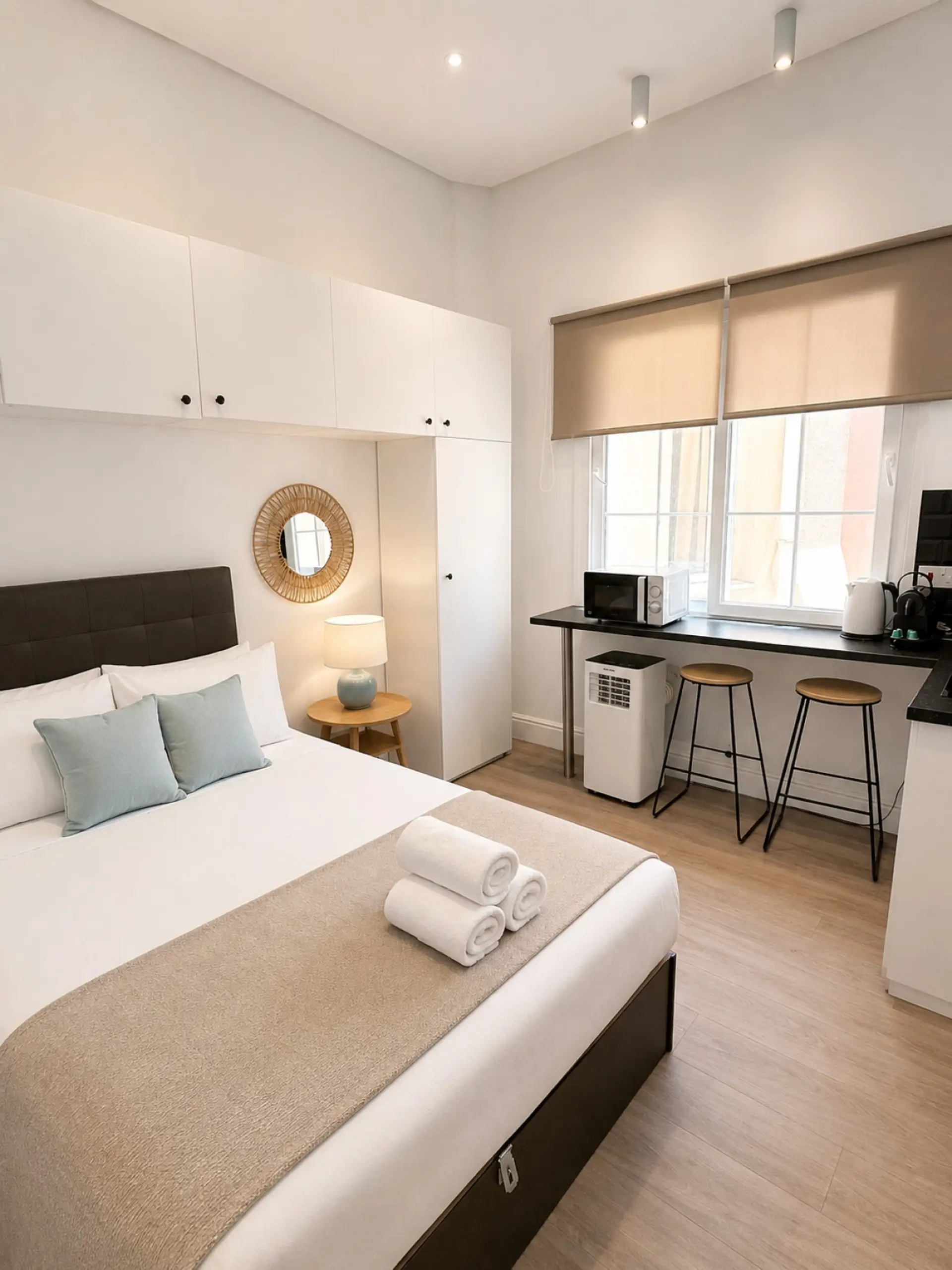 Studio Apartment