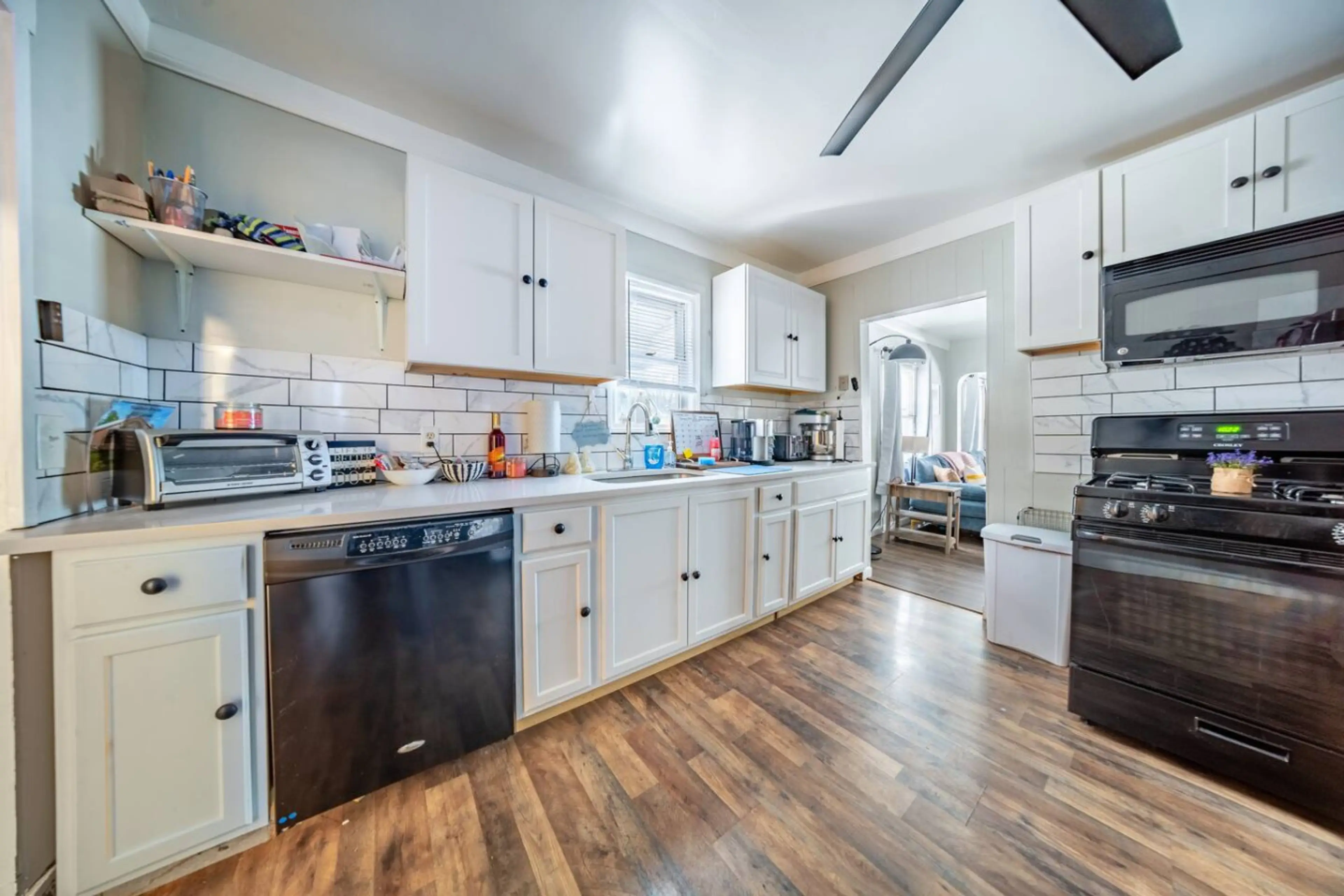 All modern appliances in the kitchen