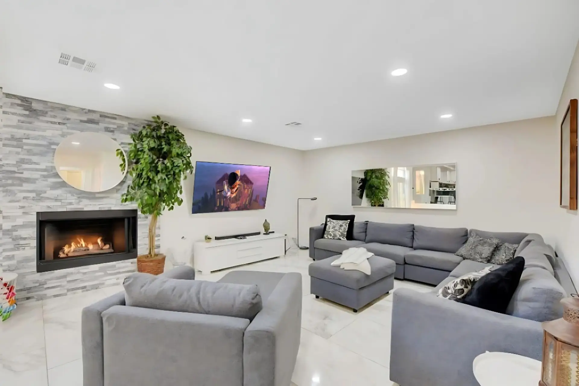Relax & watch a movie on your big TV screen after a long fun day on the Las Vegas strip