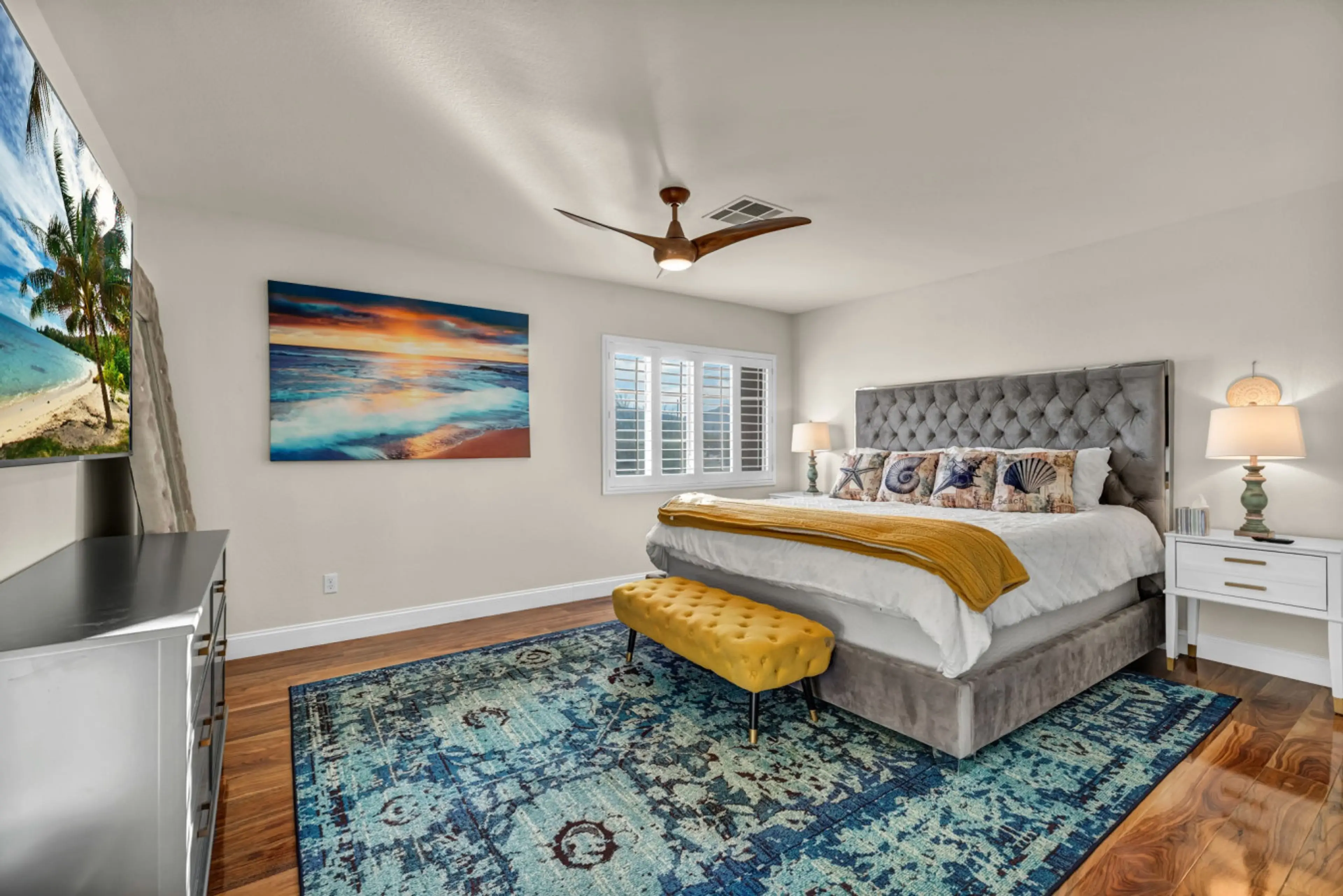 Bedroom 5 - Hotel grade Mattress, Smart TV, ceiling fan, Amazing comfort