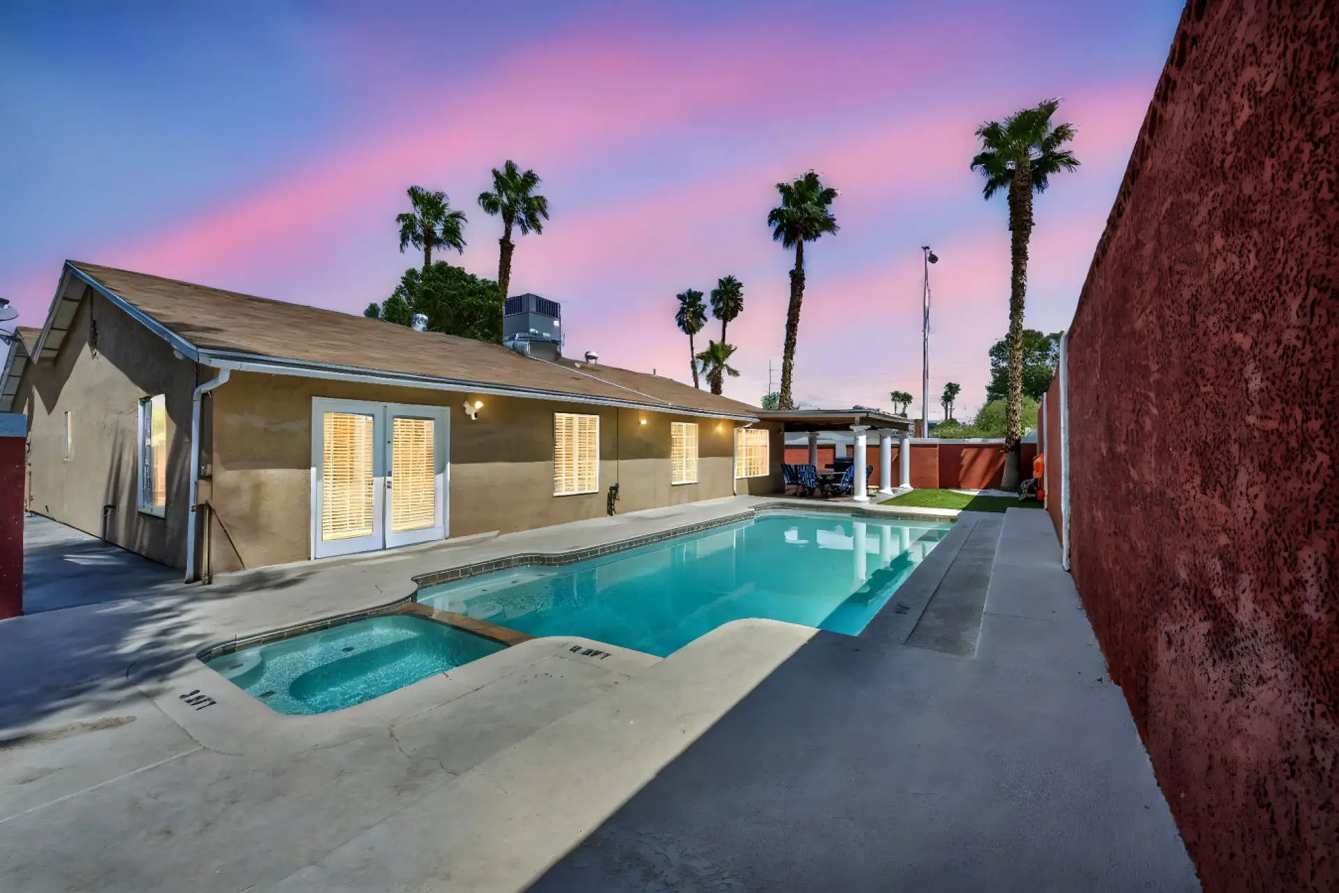 20-web-or-mls-2269-mccoig-ave