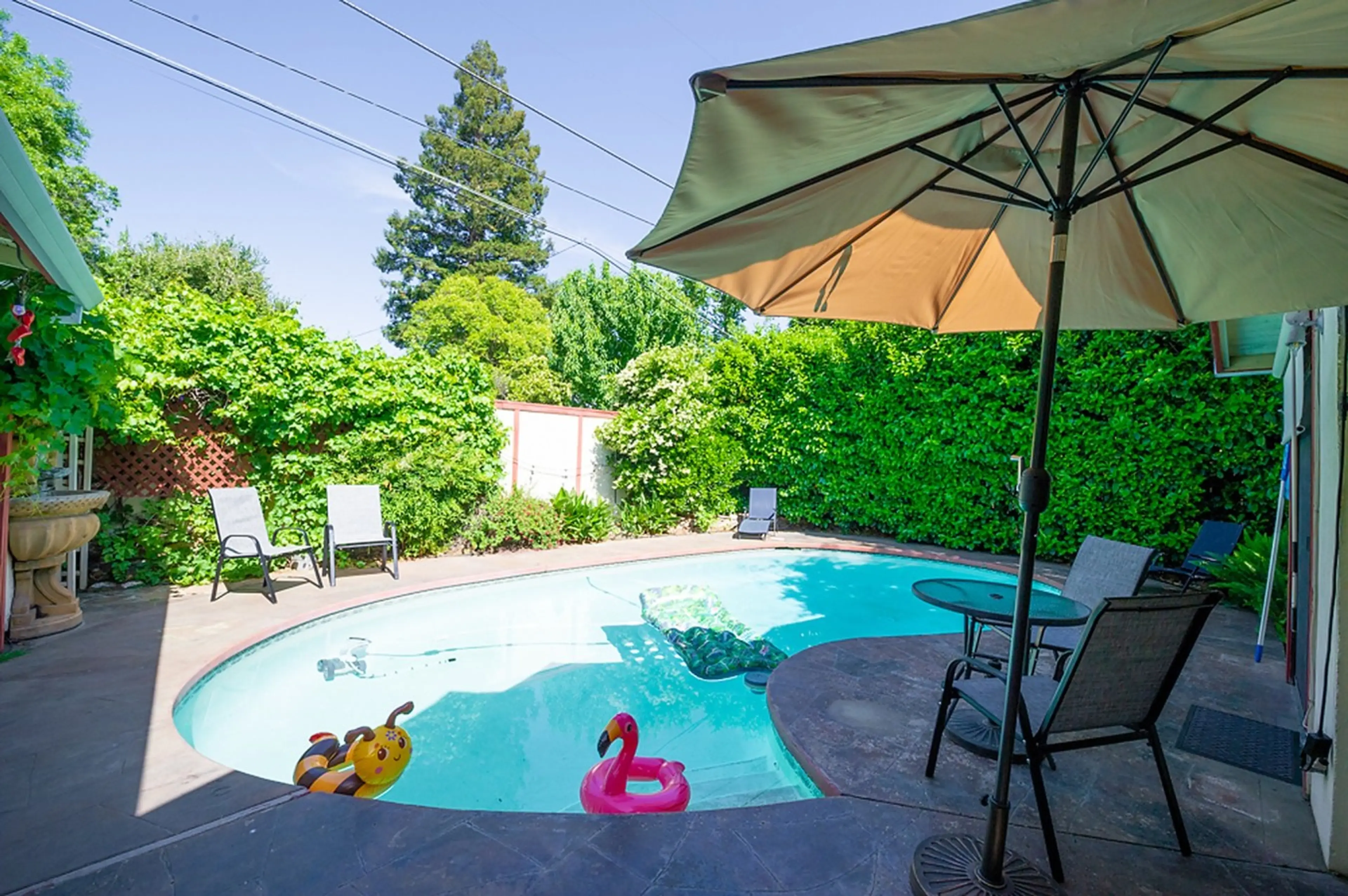 1454 Heather Cir-331(1)_VRBO_2048w