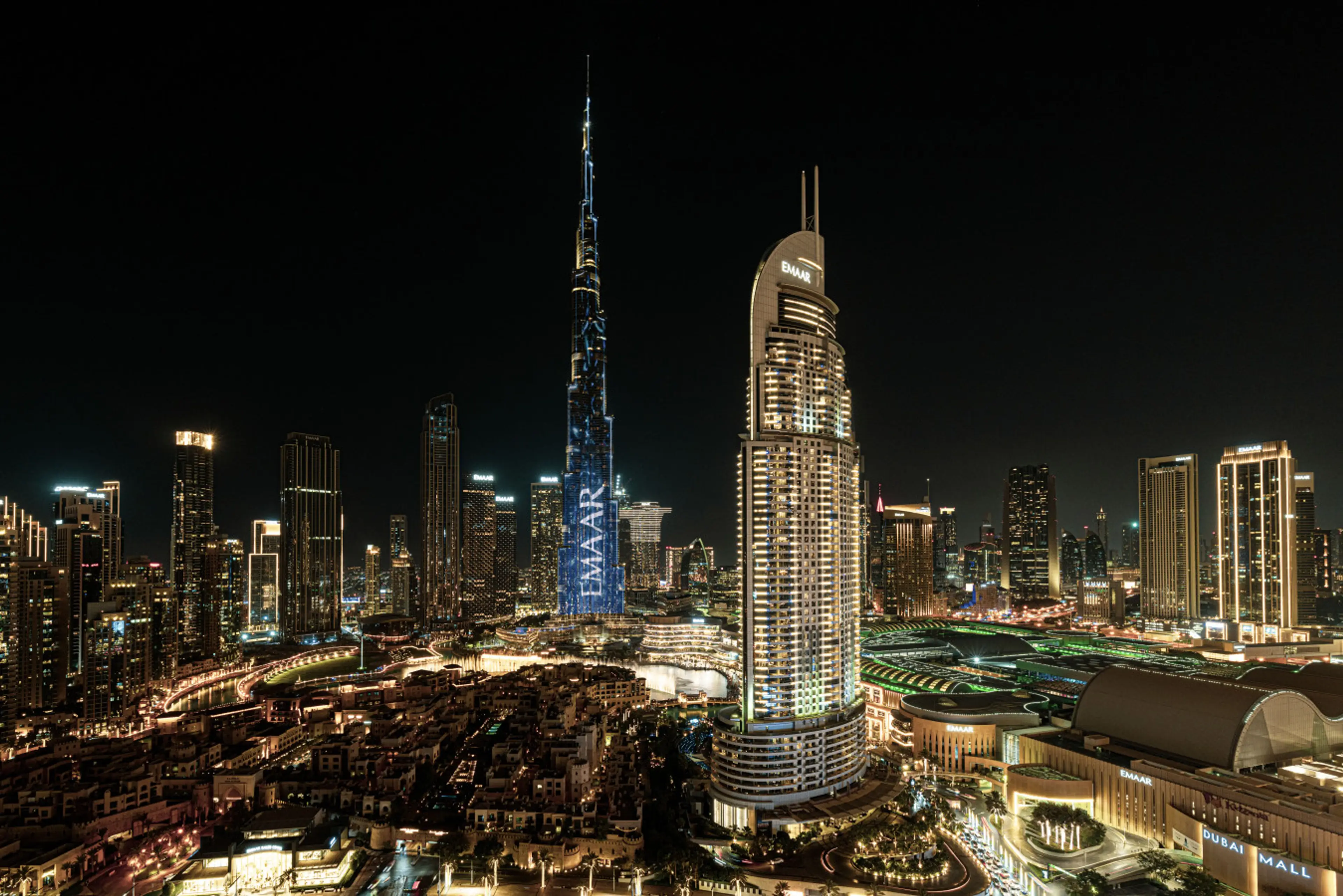Night Panoramic Balcony View of the Iconic Burj Khalifa