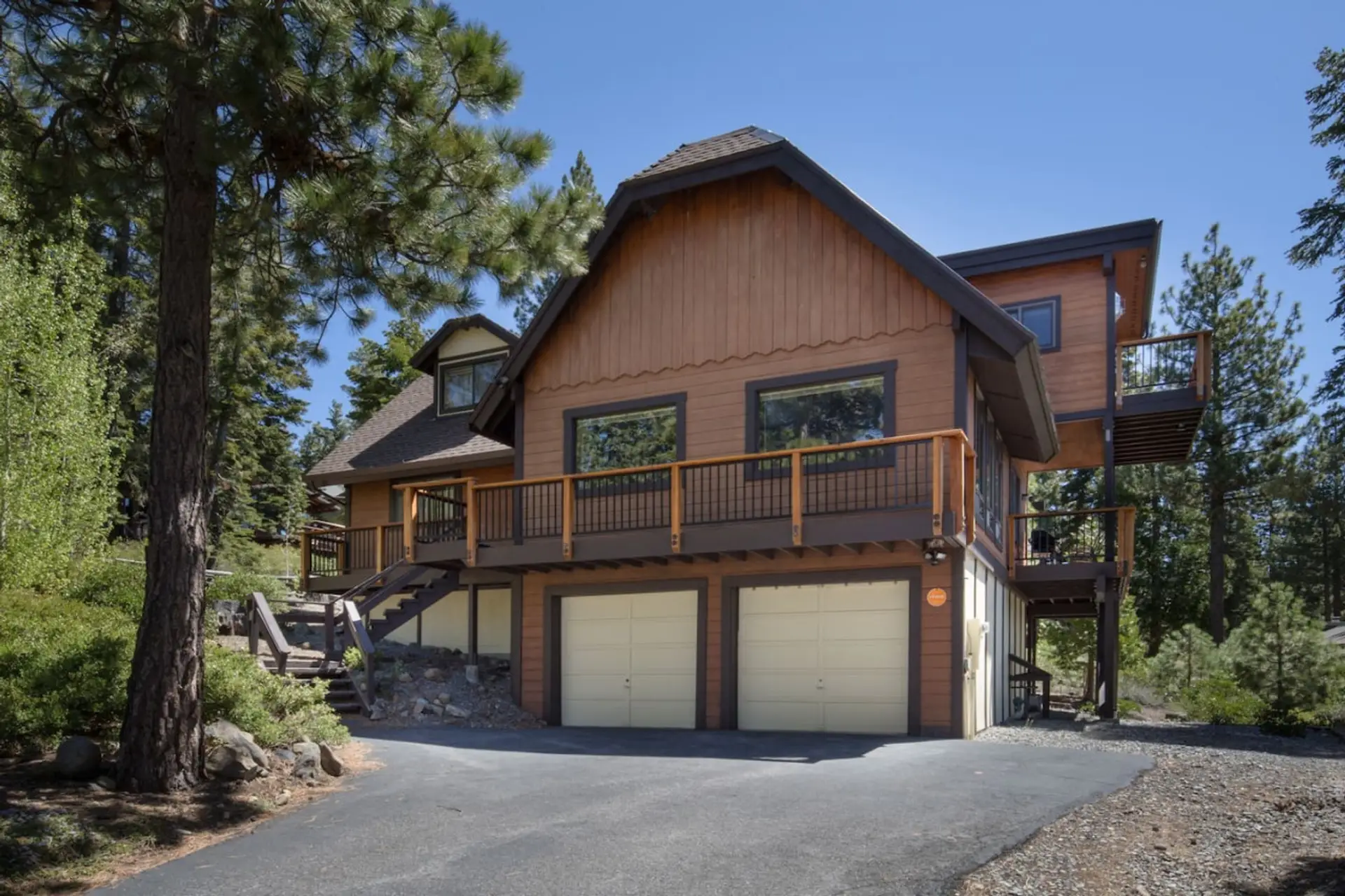 One car garage and entrance