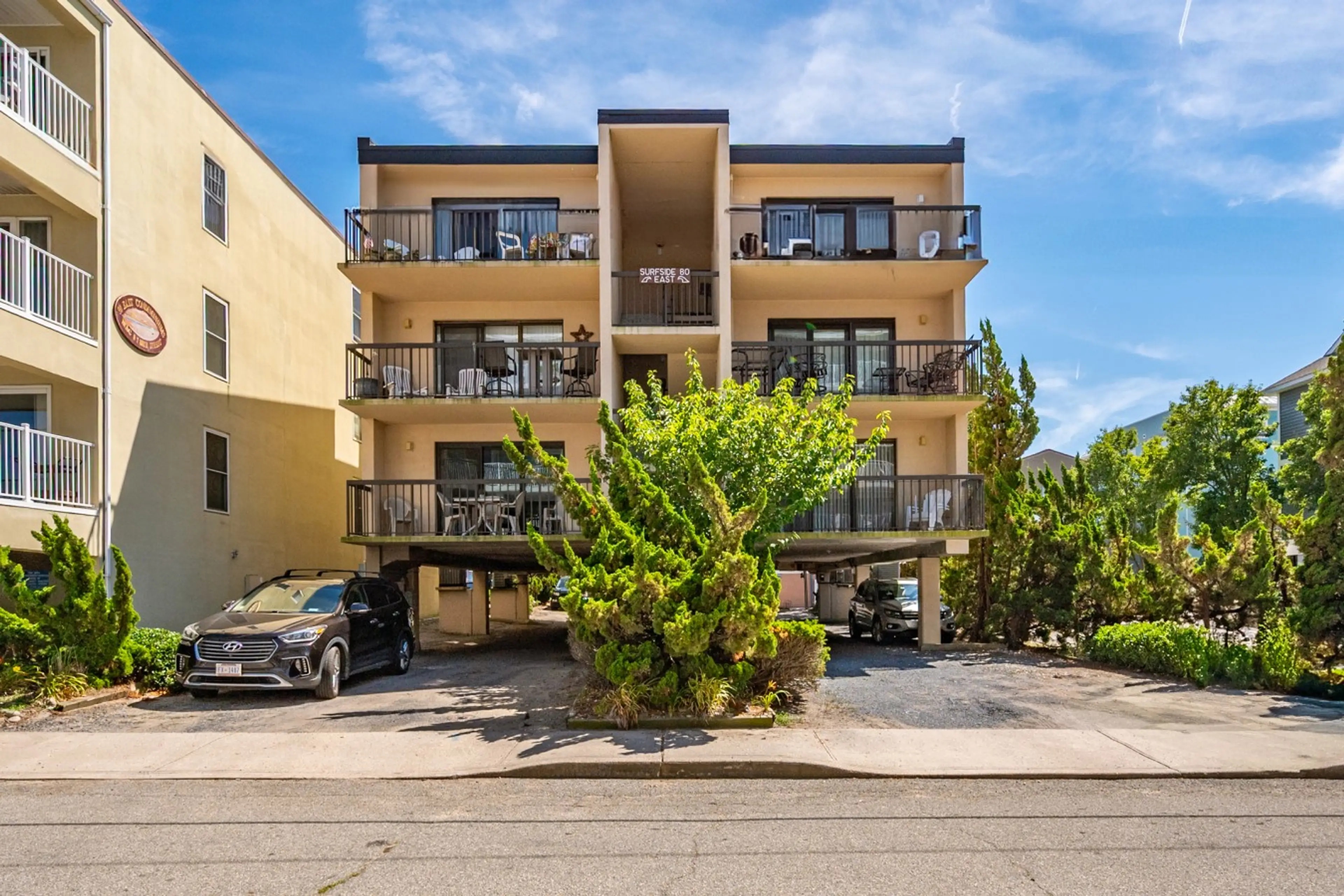 01-9 80th St #101 1