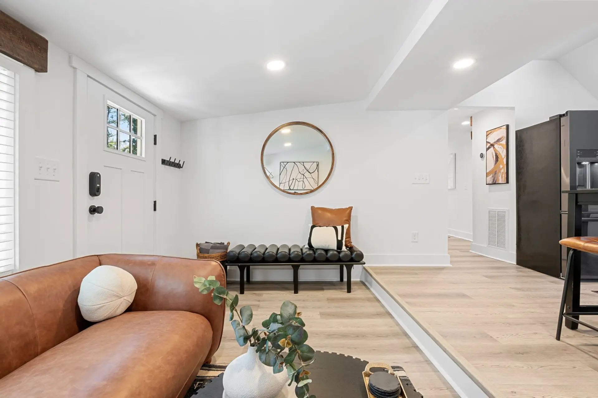 Come stay at our loft! -  The Slate at The Shire 255