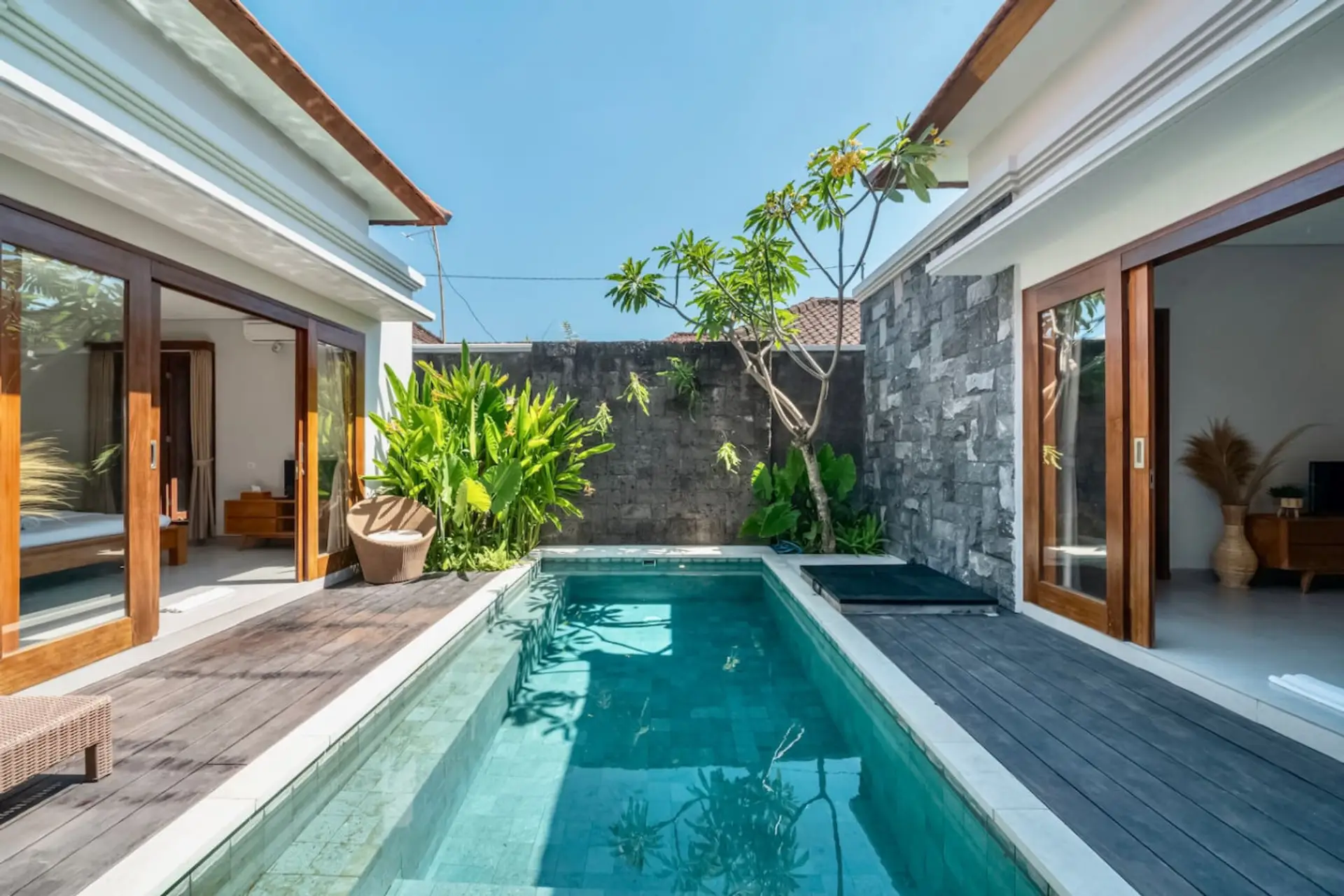 Master bedroom with comfort bed and tropical vibes