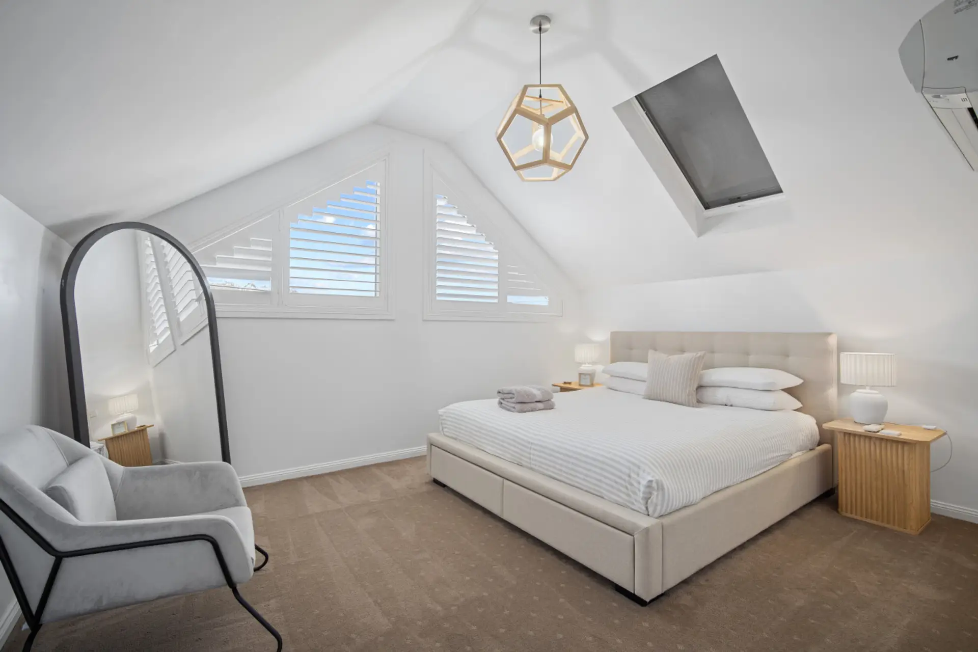 Master bedroom with ensuite (upstairs)