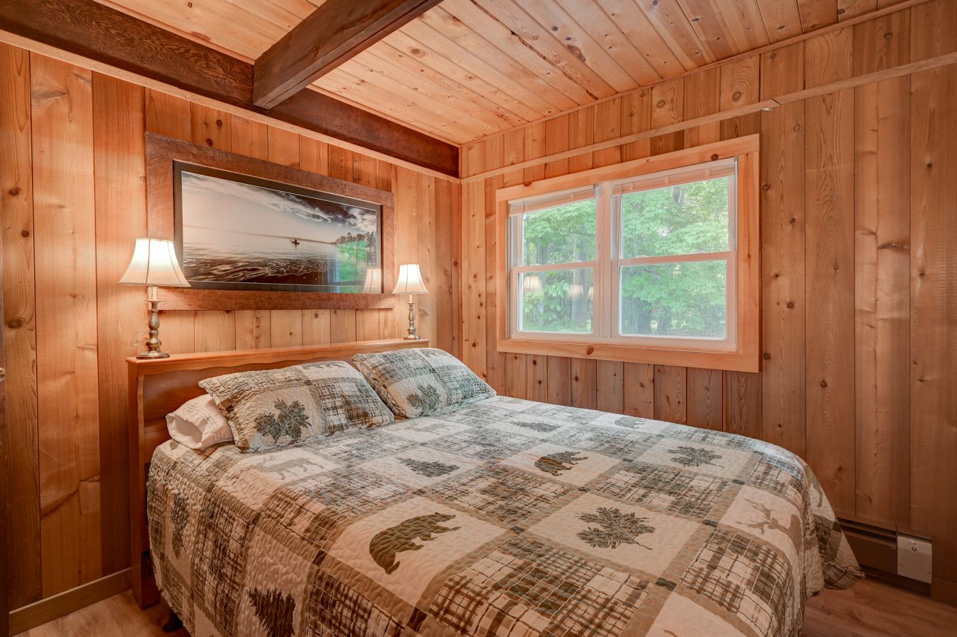 1 queen bed
