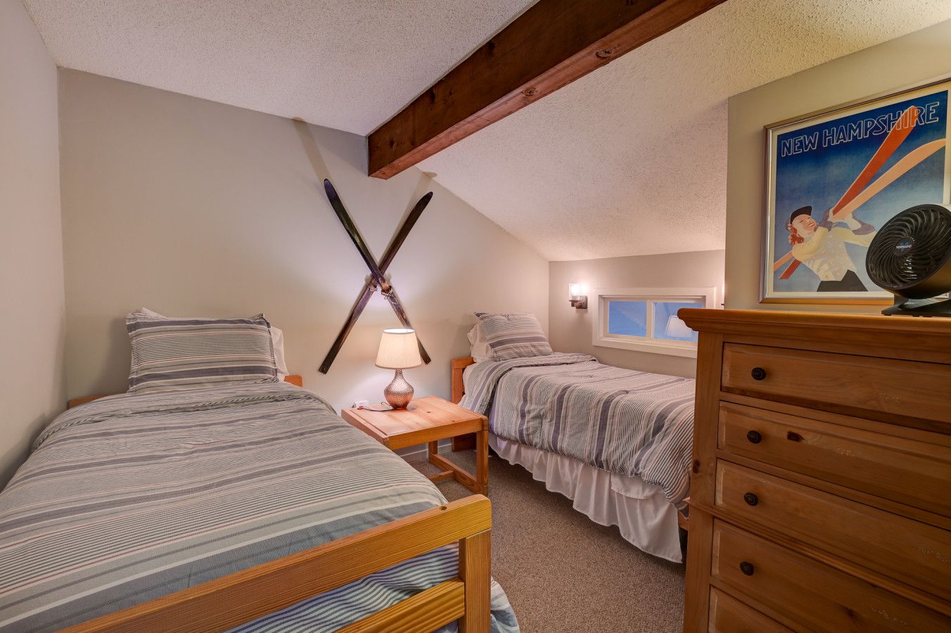 2 twin beds
