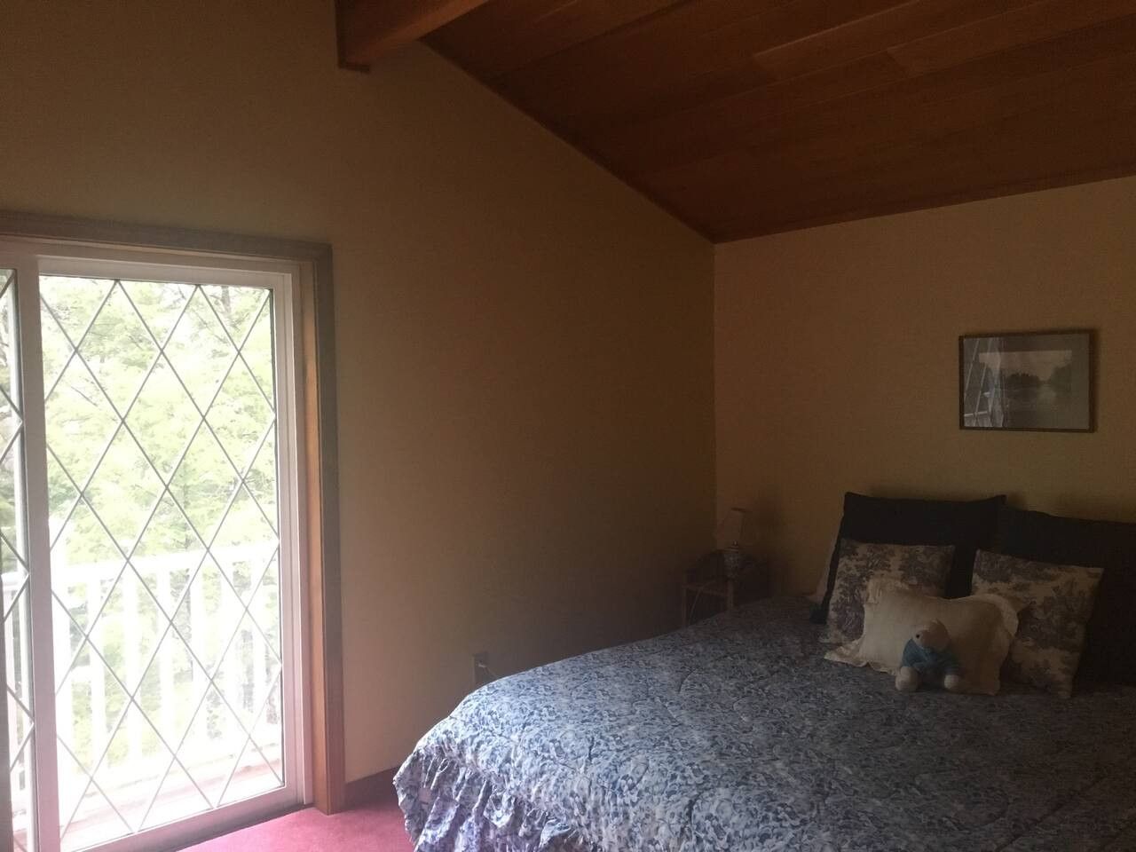1 queen bed