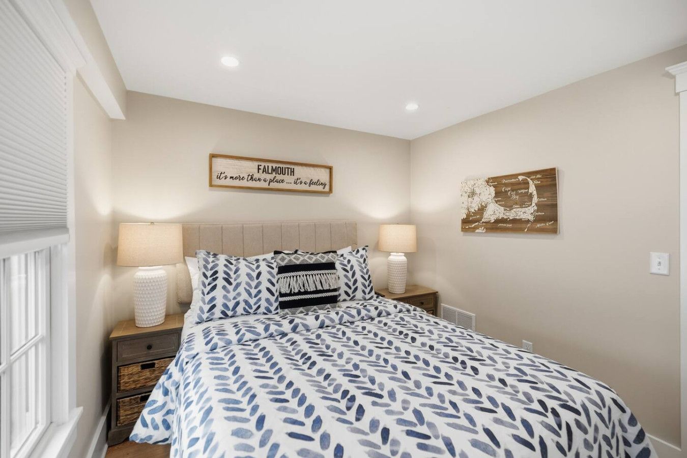 Queen bed