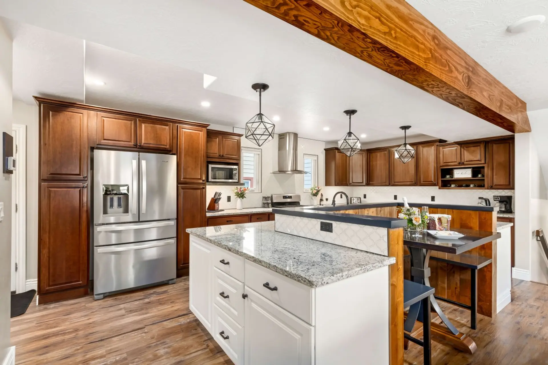 Fully Equipped Gourmet Kitchen with Luxury Finishes